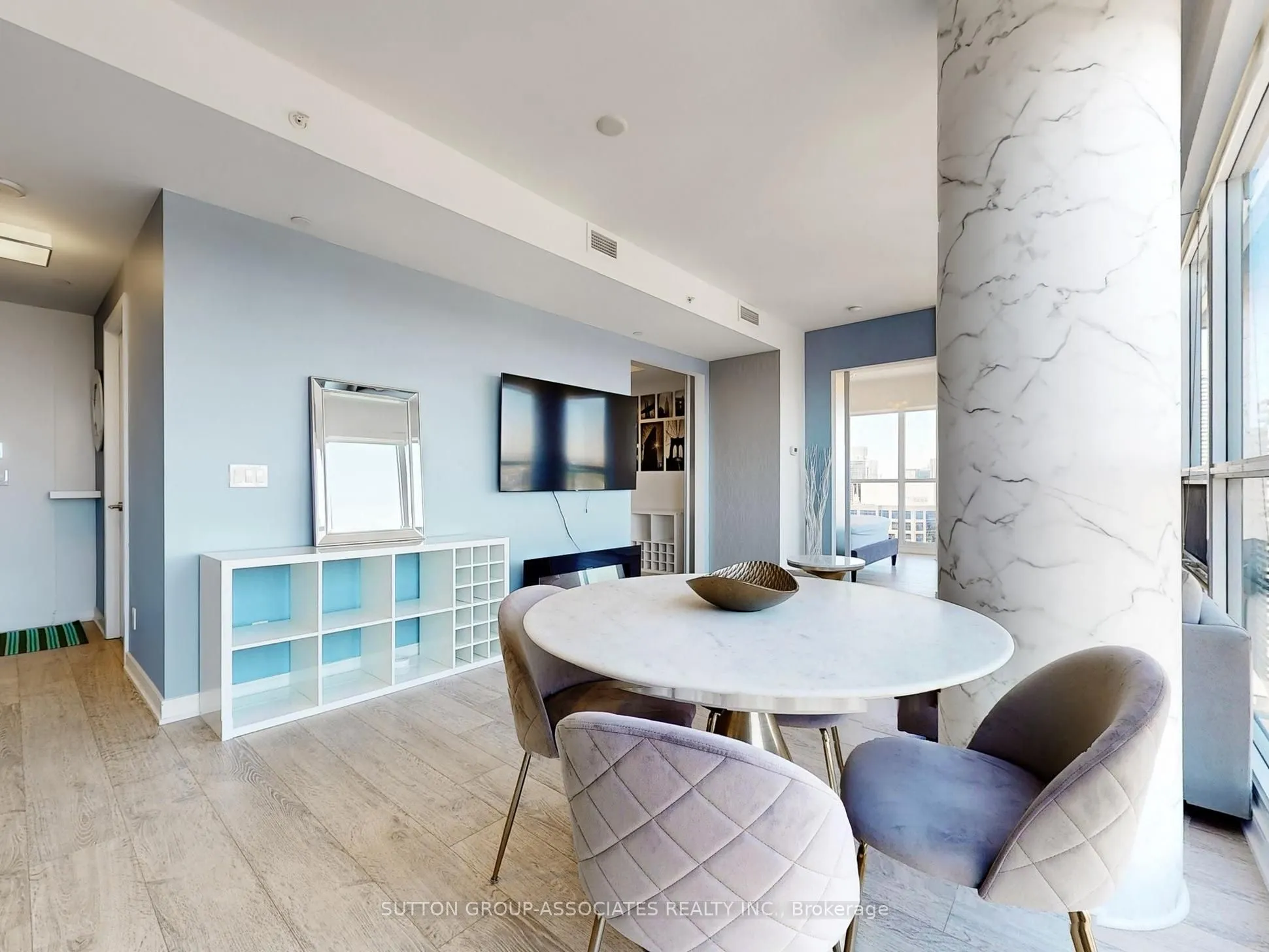 88 Scott Street, #3904