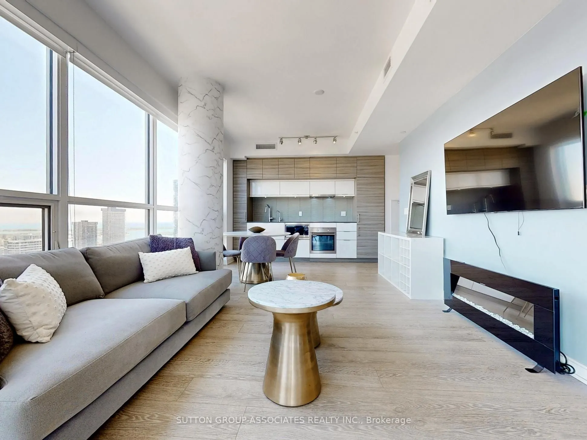 88 Scott Street, #3904