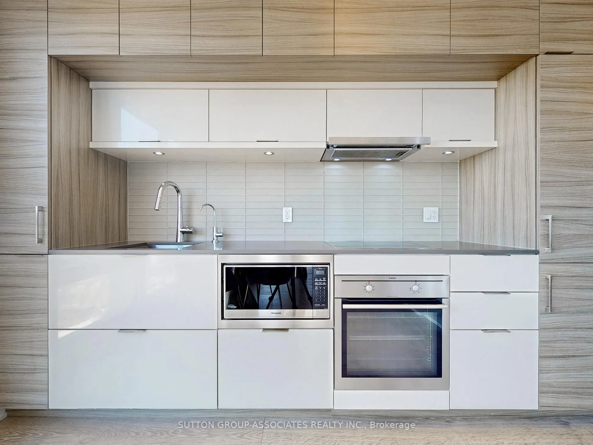 88 Scott Street, #3904