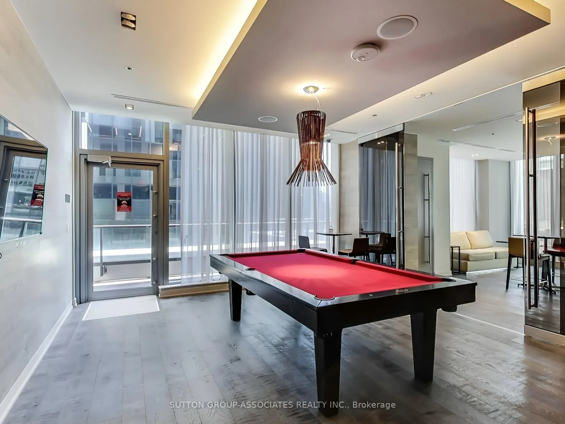 88 Scott Street, #3904