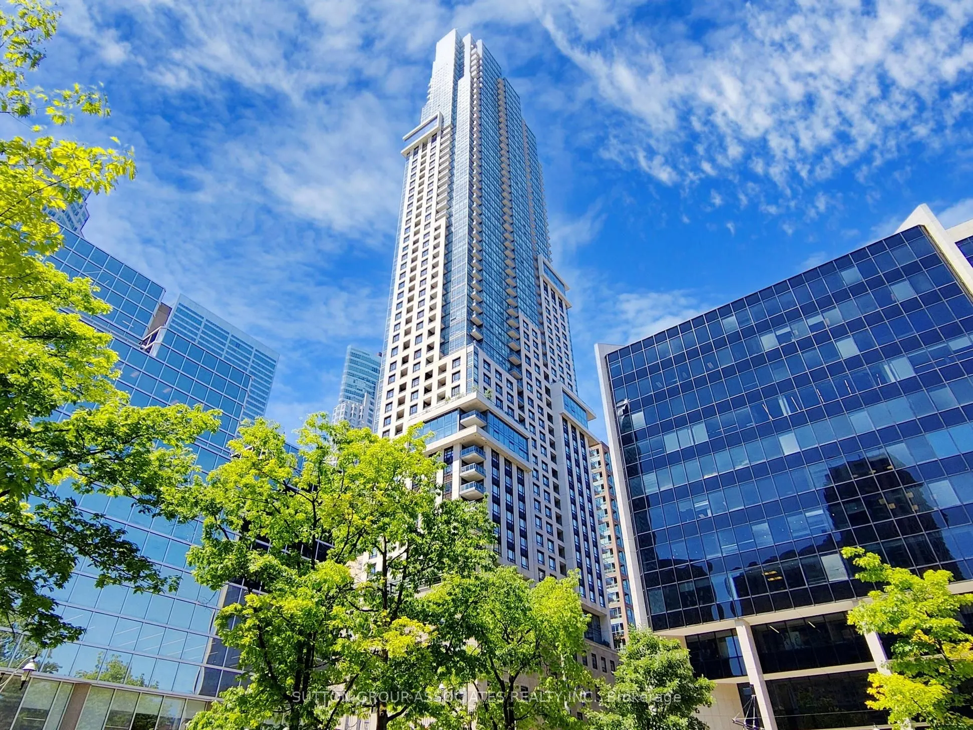 88 Scott Street, #3904