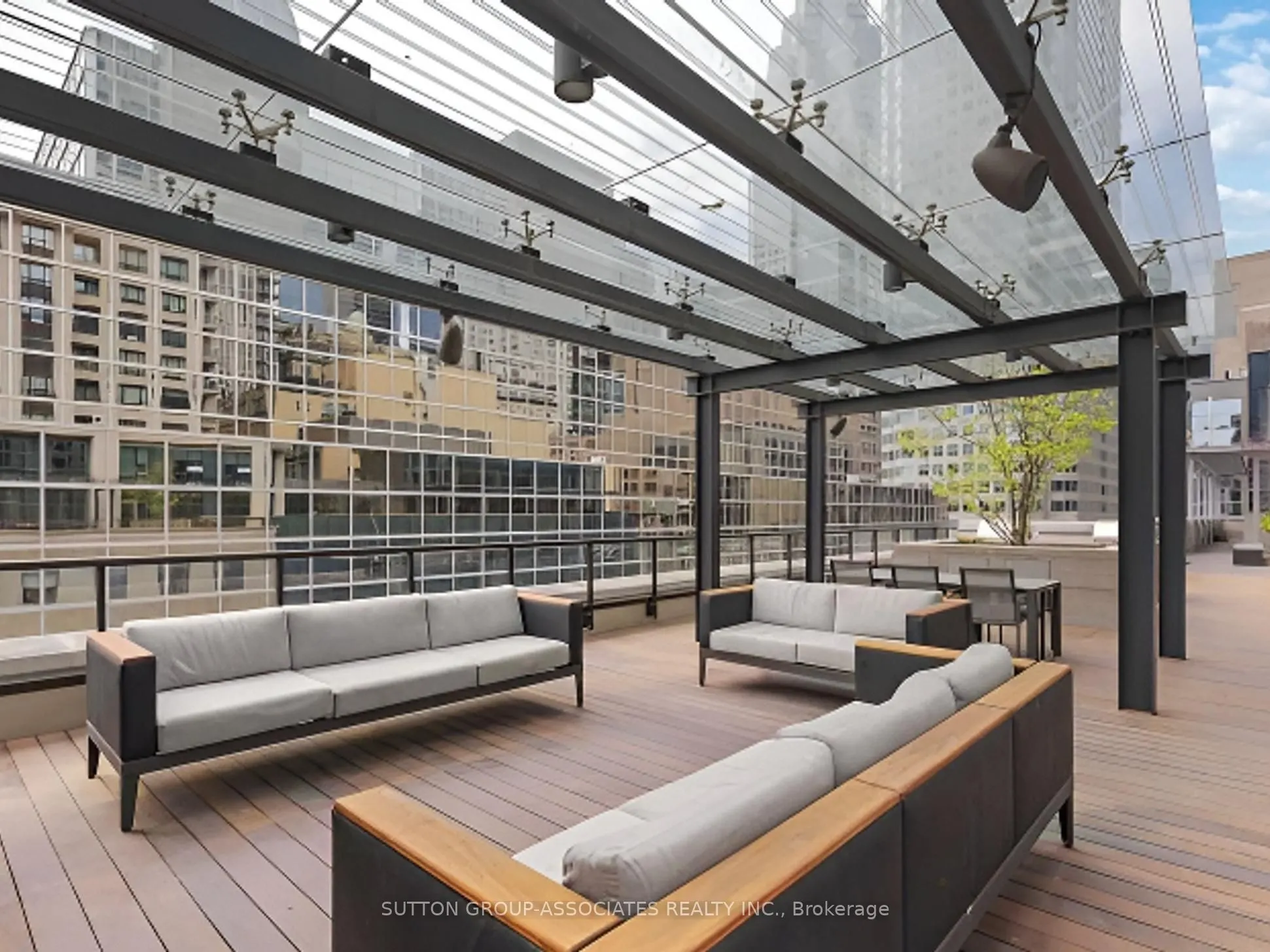 88 Scott Street, #3904