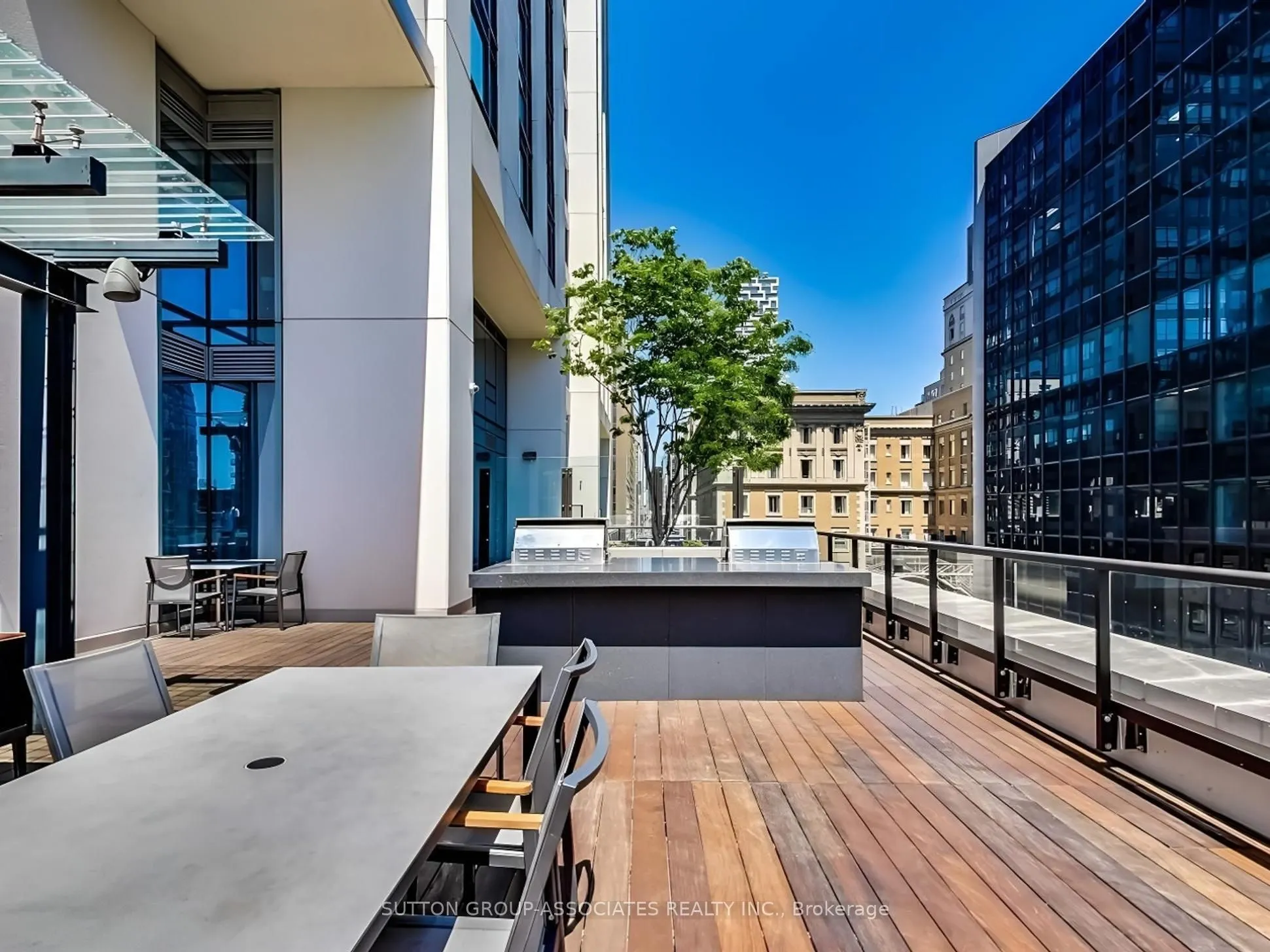 88 Scott Street, #3904