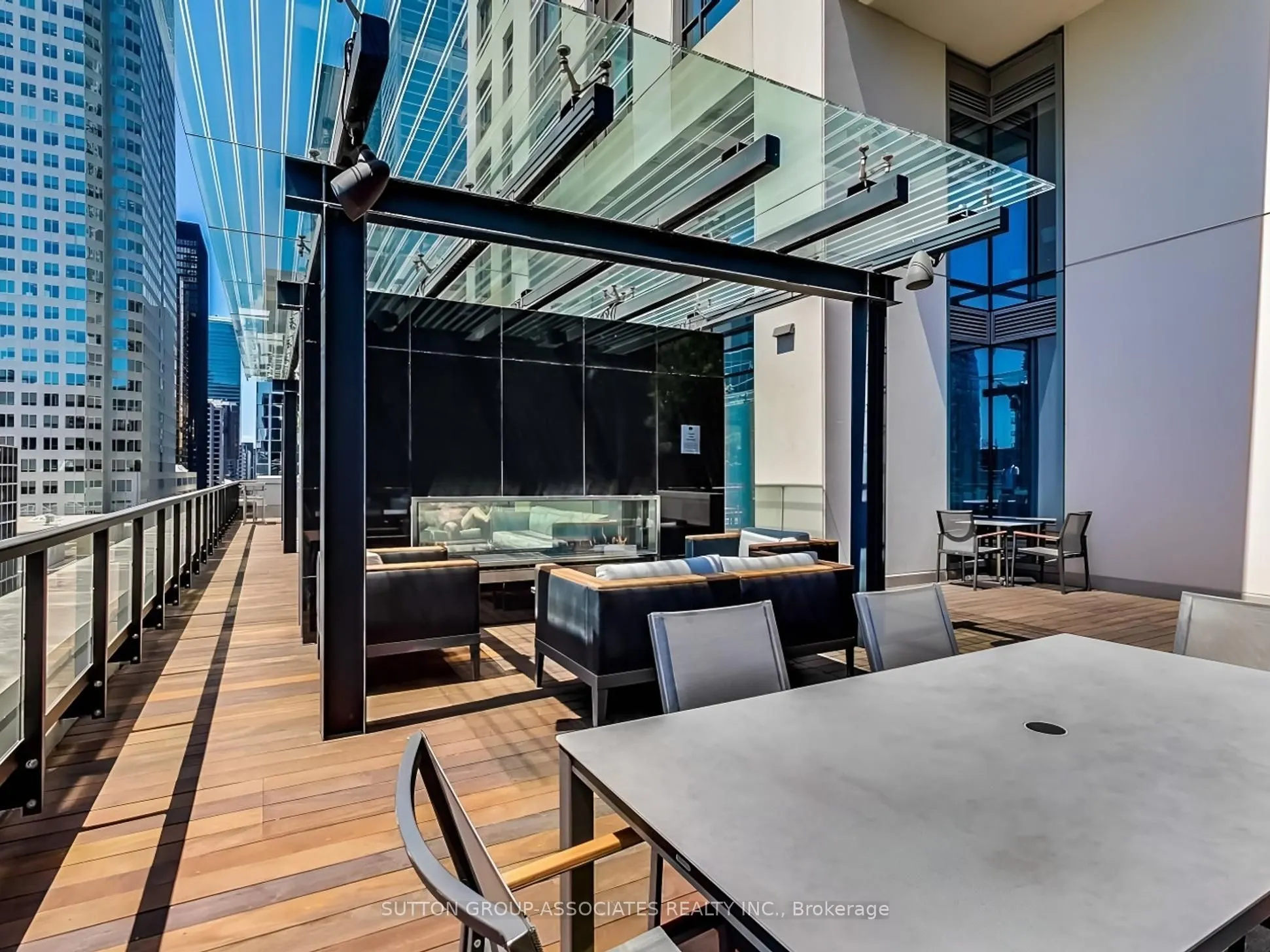 88 Scott Street, #3904