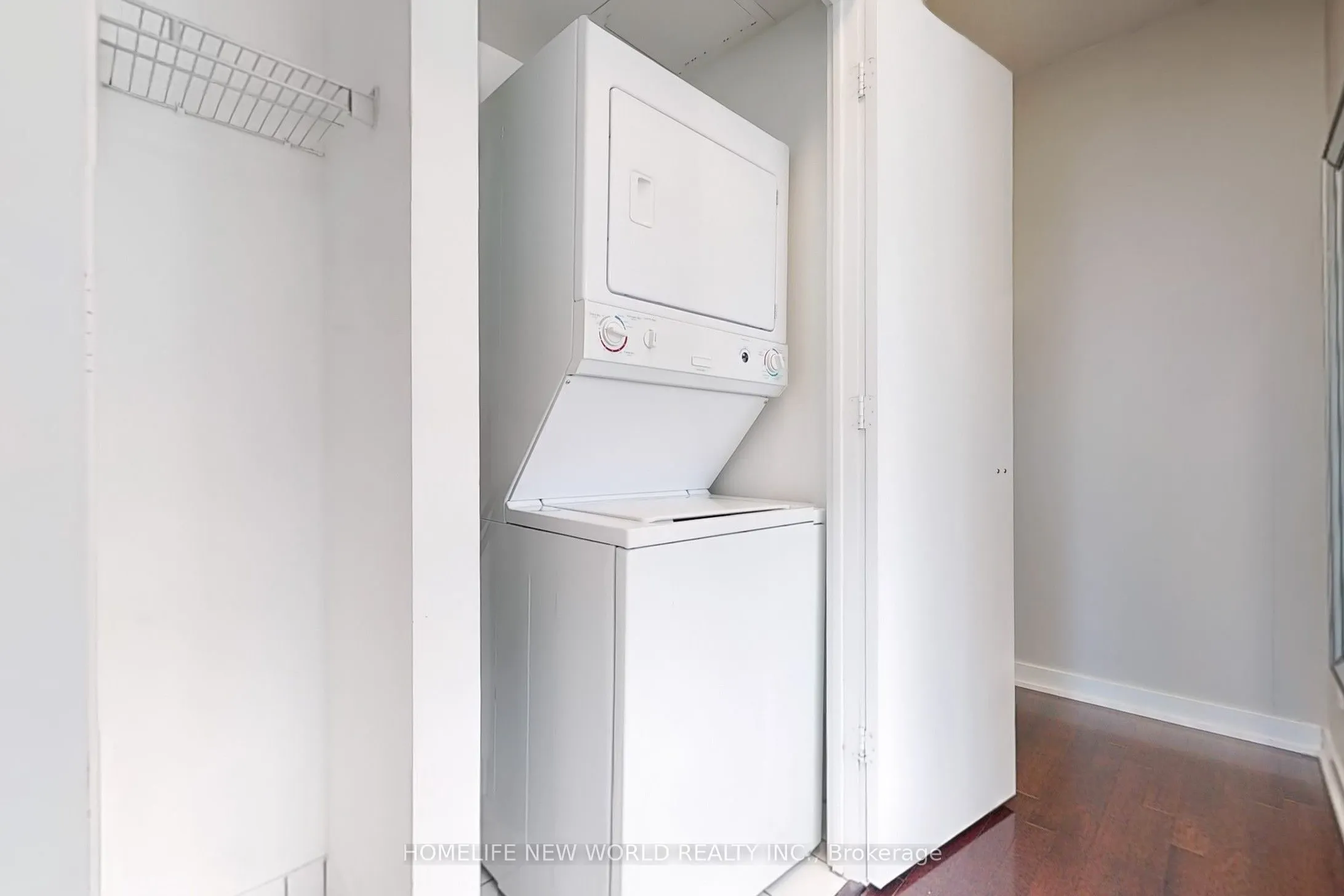 33 Charles Street E #1405