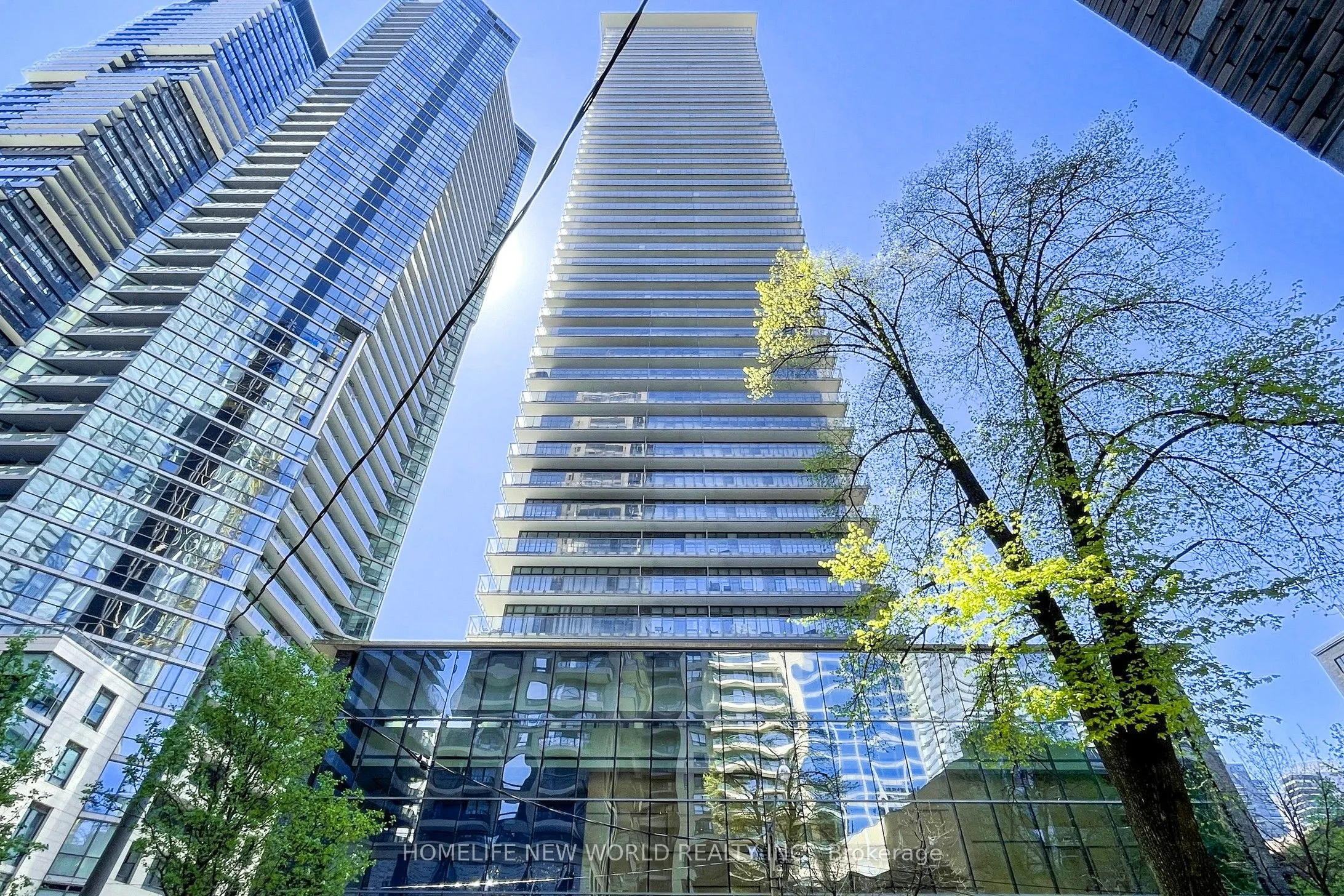 33 Charles Street E #1405