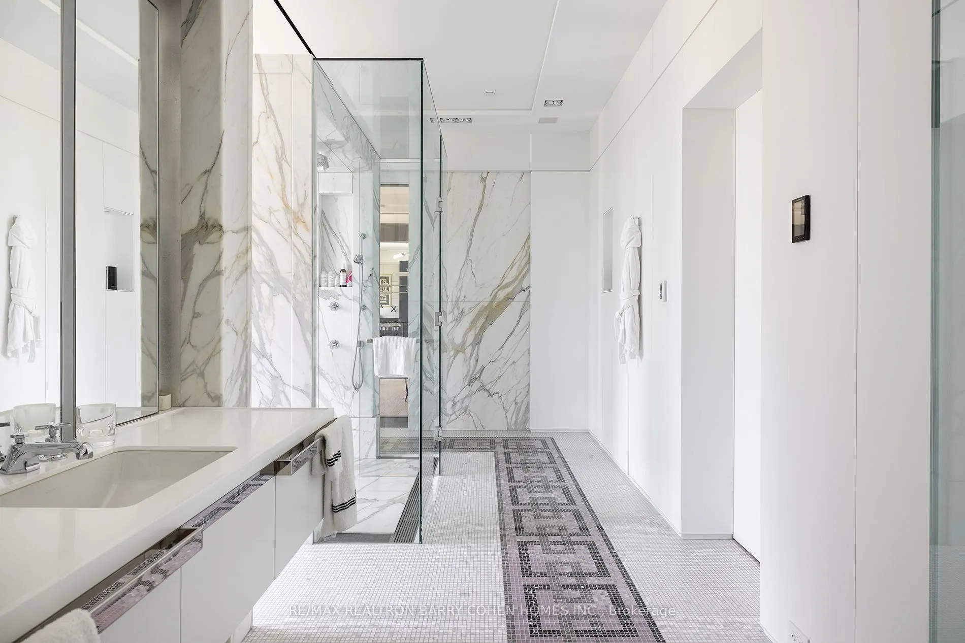 17 Ardwold Gate