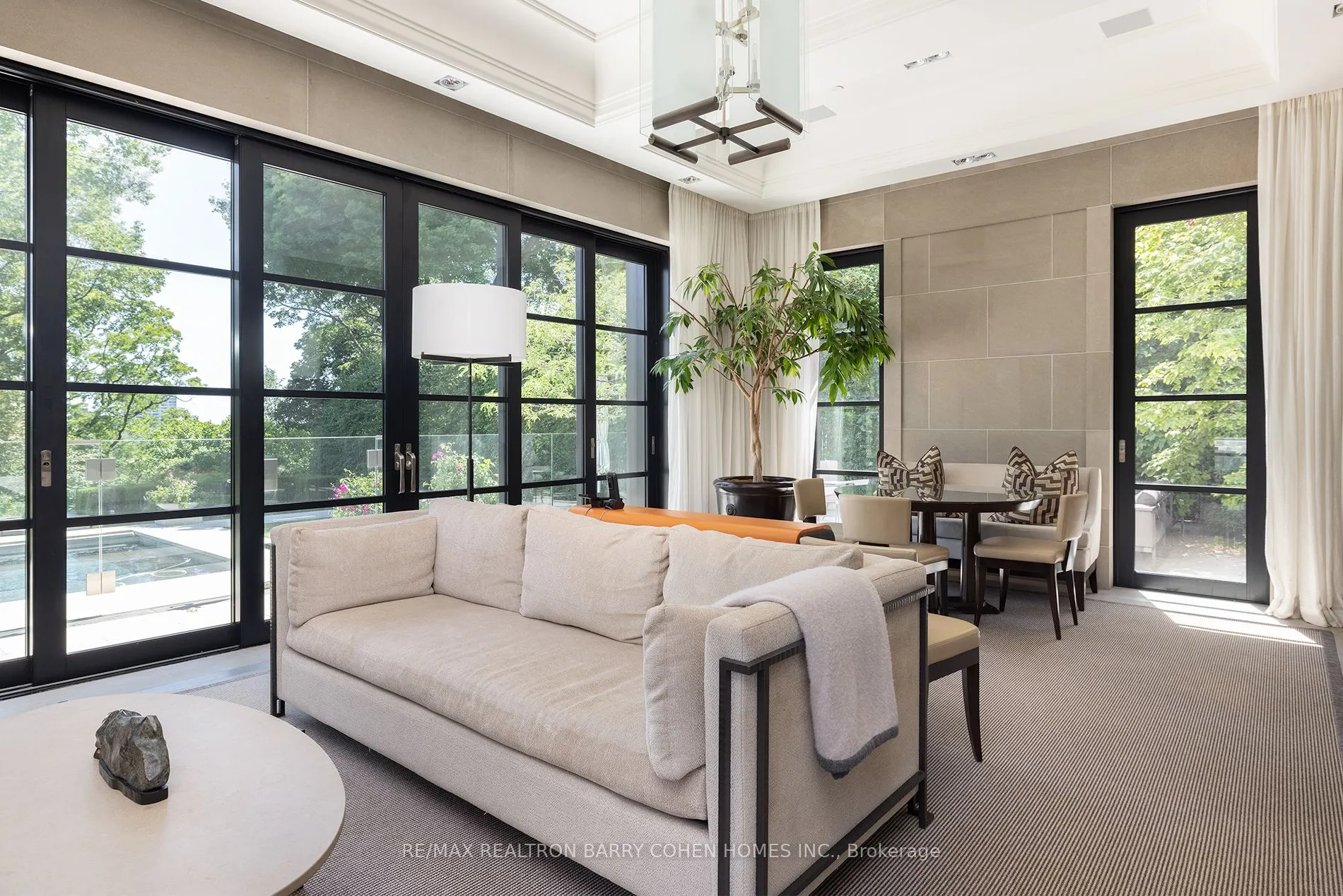 17 Ardwold Gate