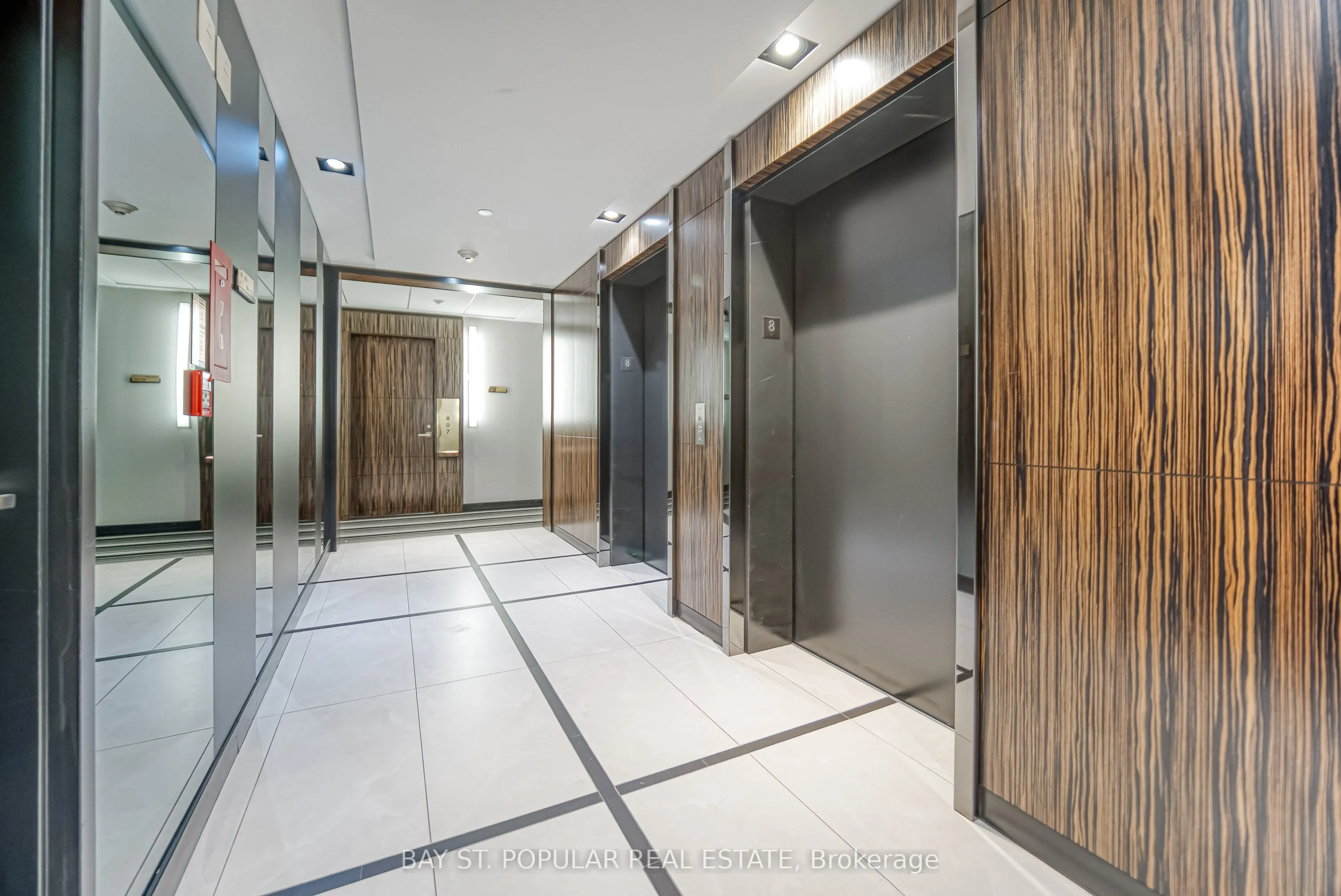 3018 Yonge Street, #803
