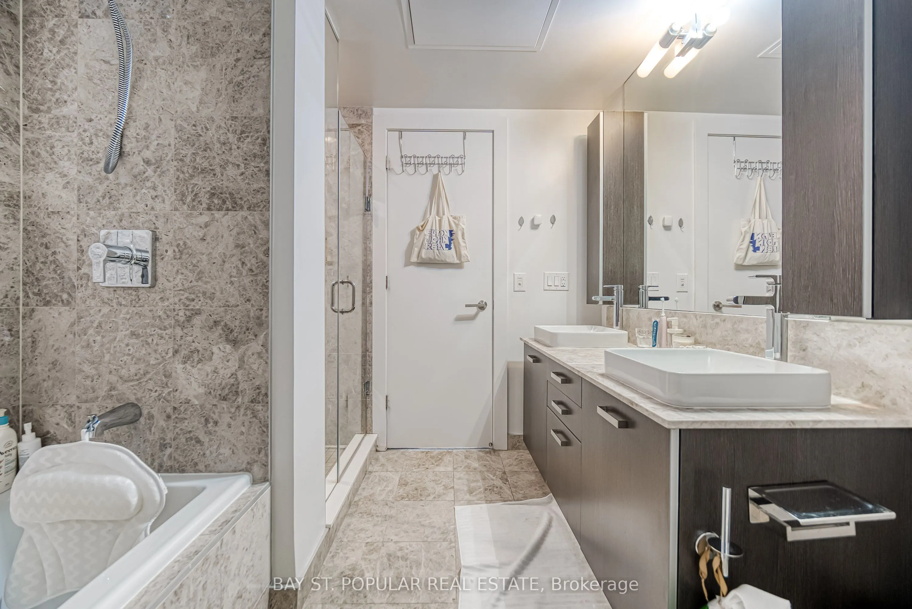 3018 Yonge Street, #803