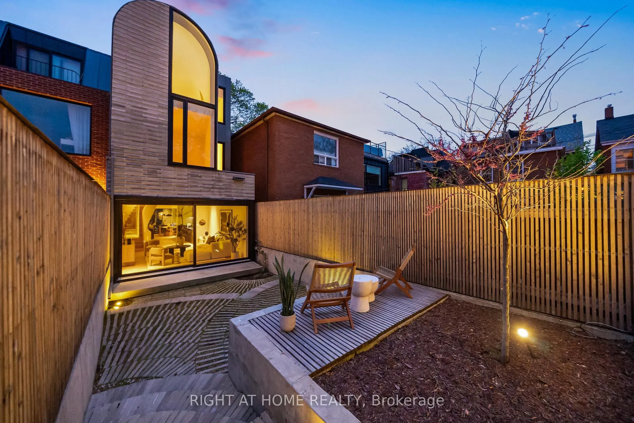 44 Foxley Street