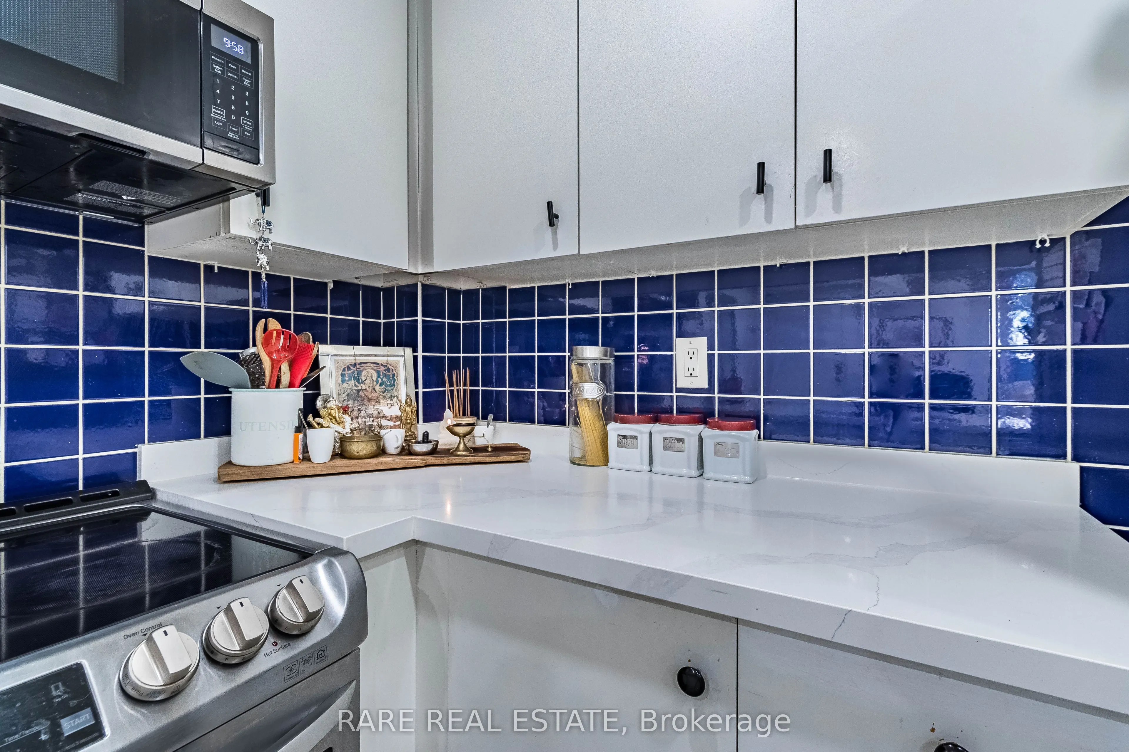 415 Jarvis Street, #144