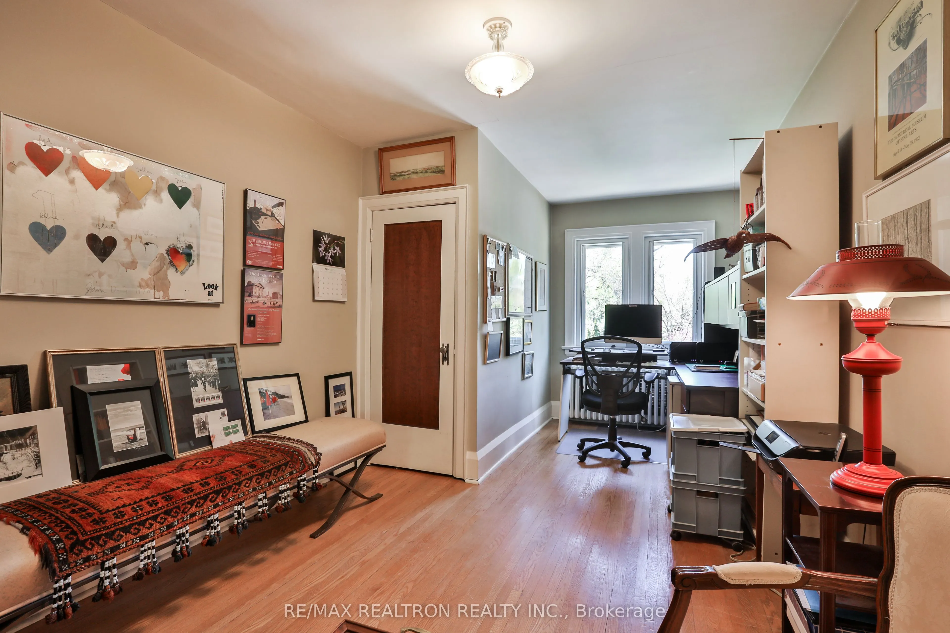 814 Duplex Avenue