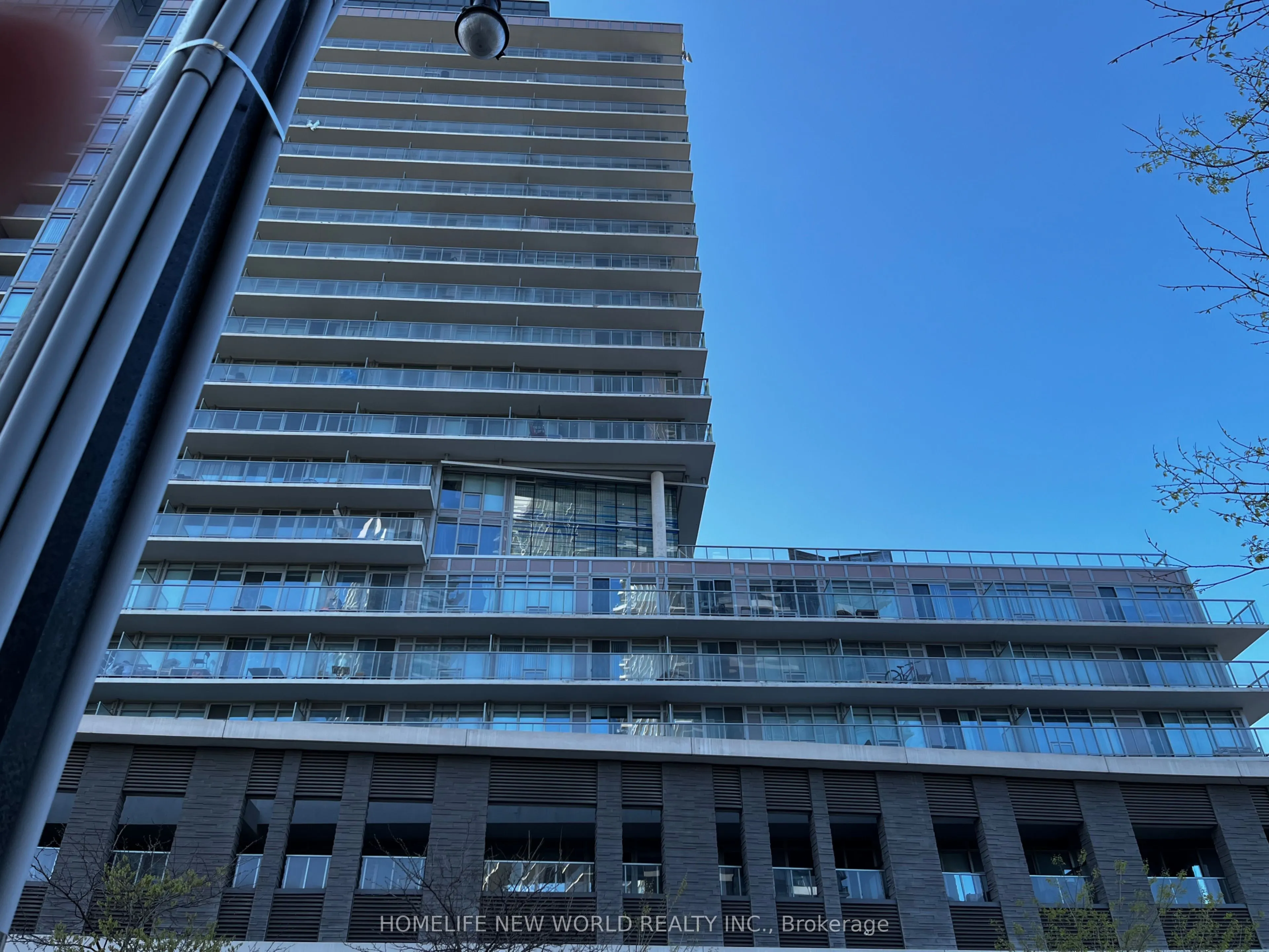 72 Esther Shiner Boulevard, #221