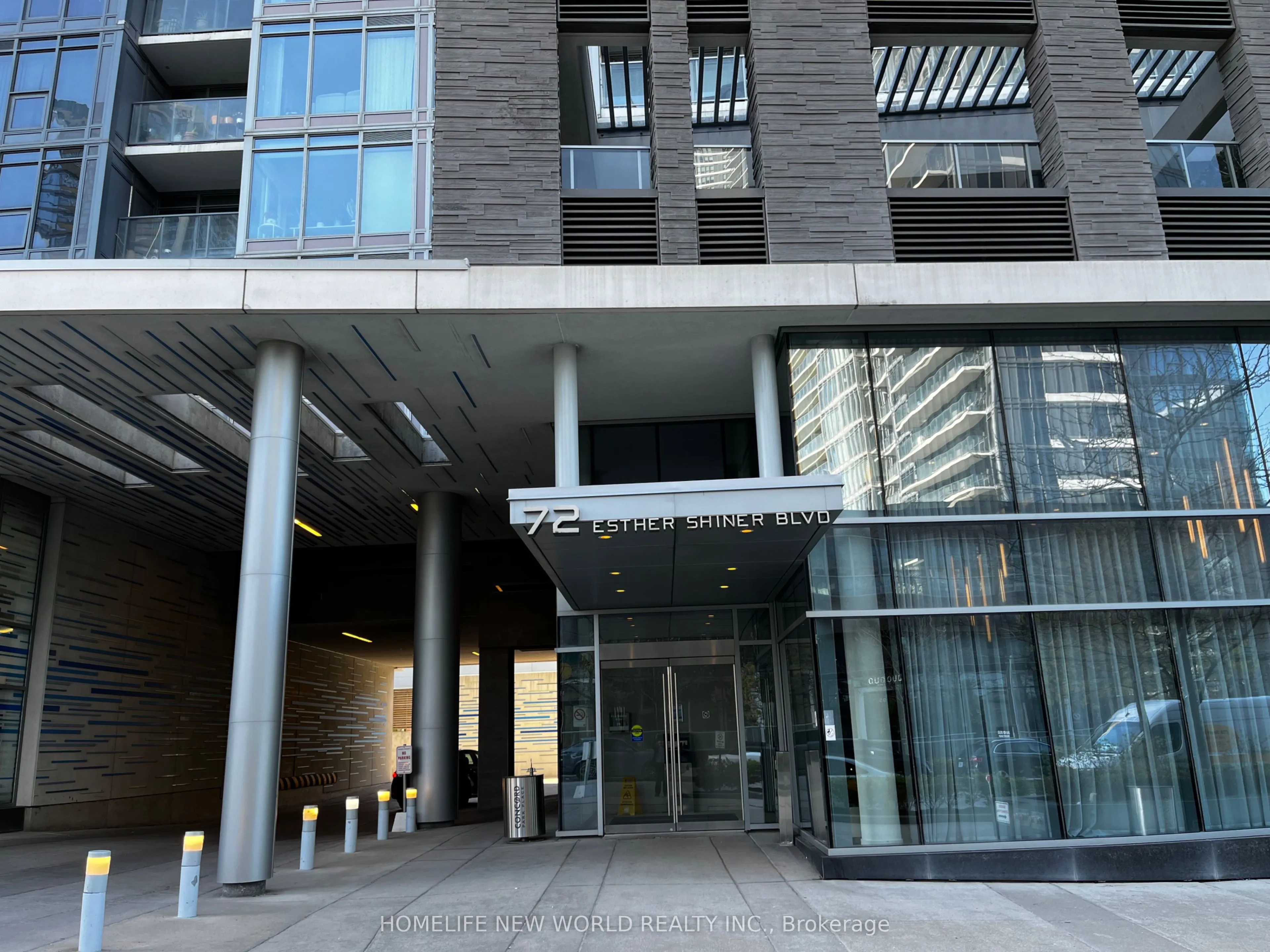 72 Esther Shiner Boulevard, #221