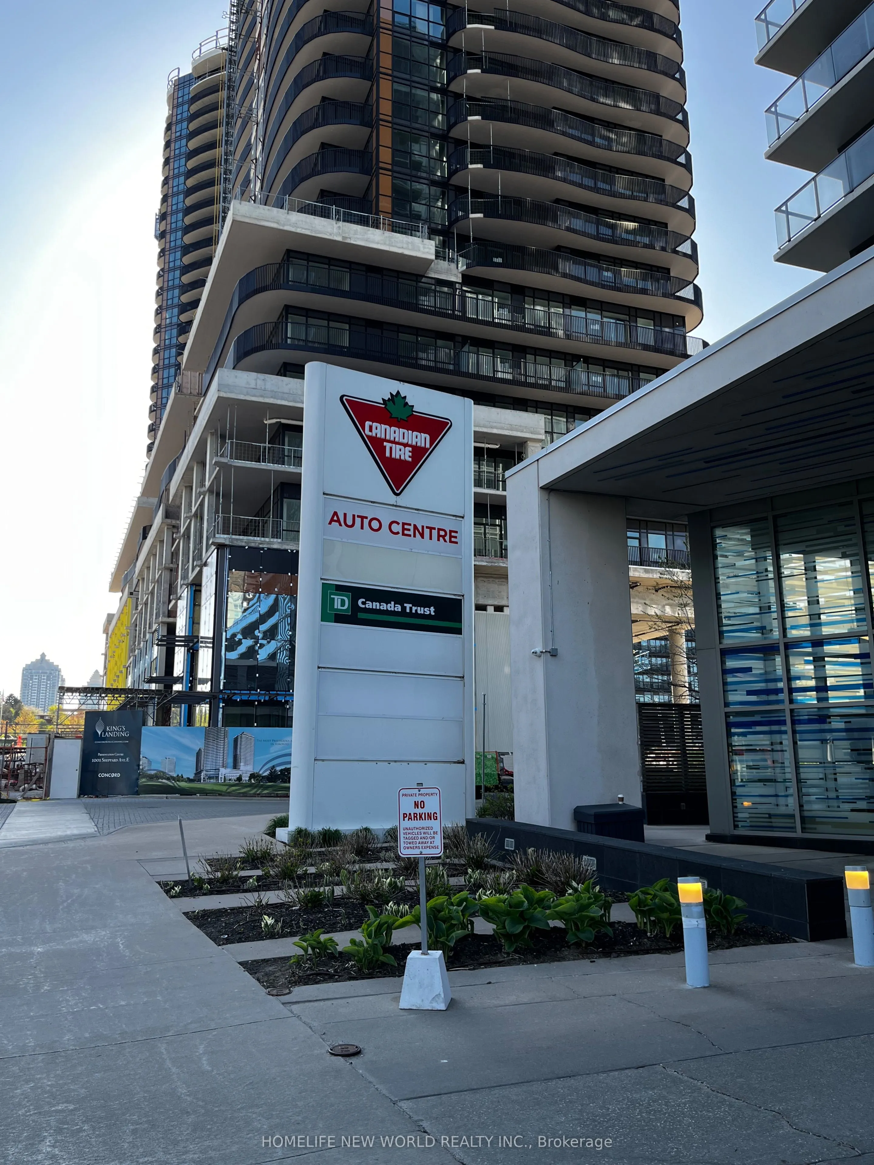 72 Esther Shiner Boulevard, #221