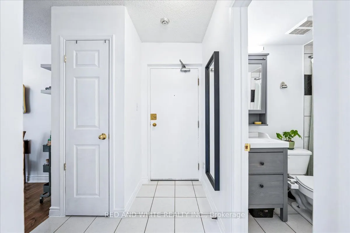 114 Vaughan Road, #103