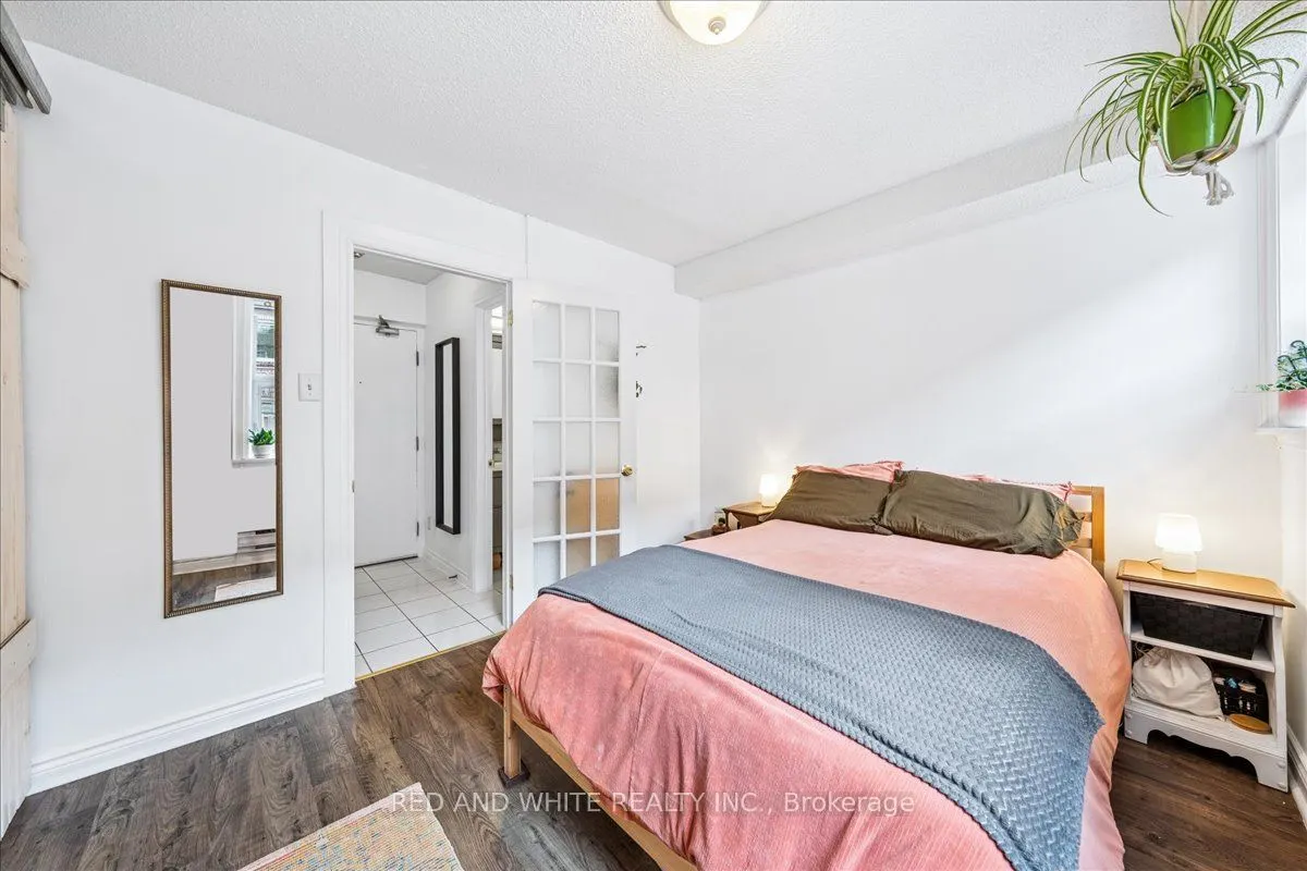 114 Vaughan Road, #103