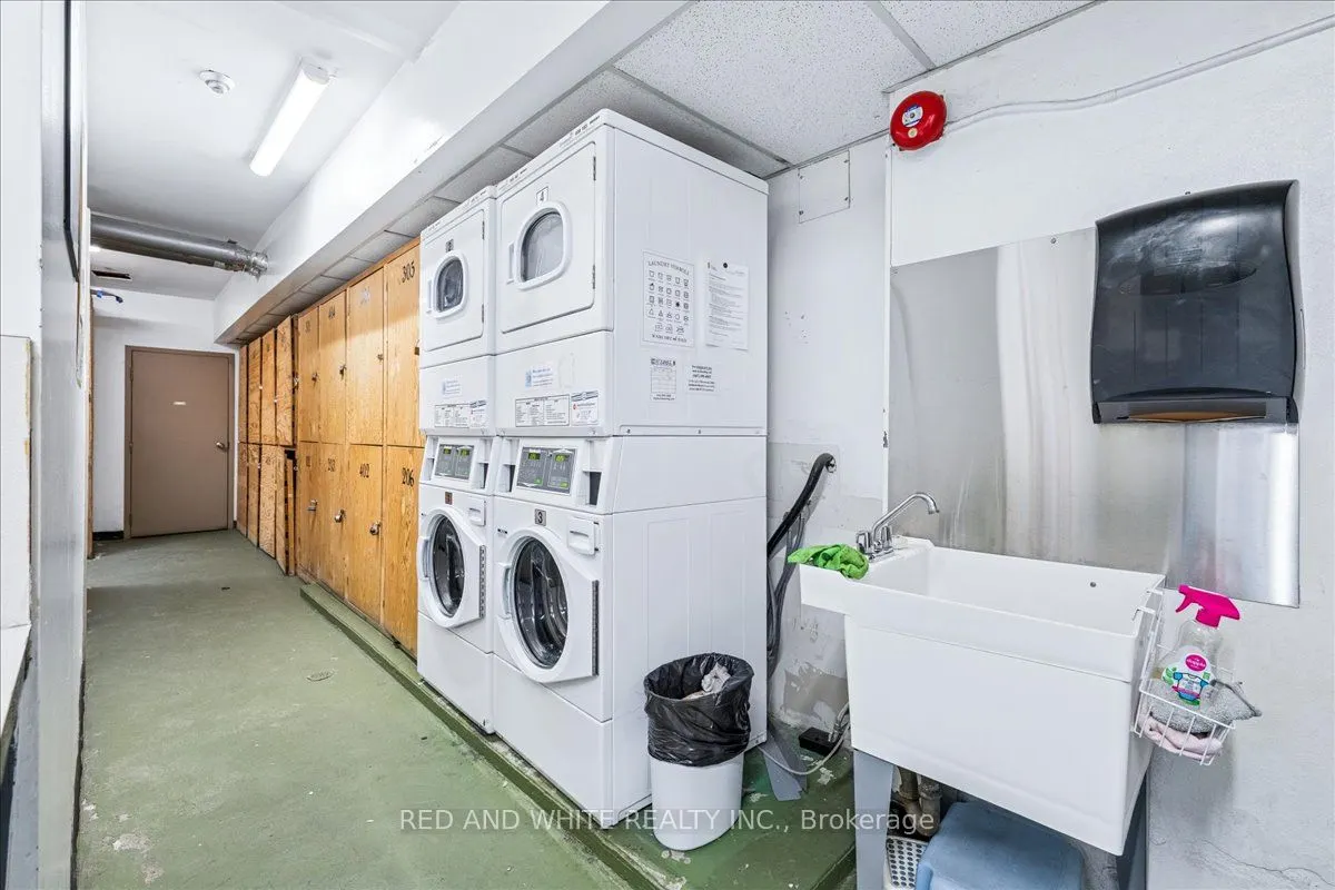 114 Vaughan Road, #103