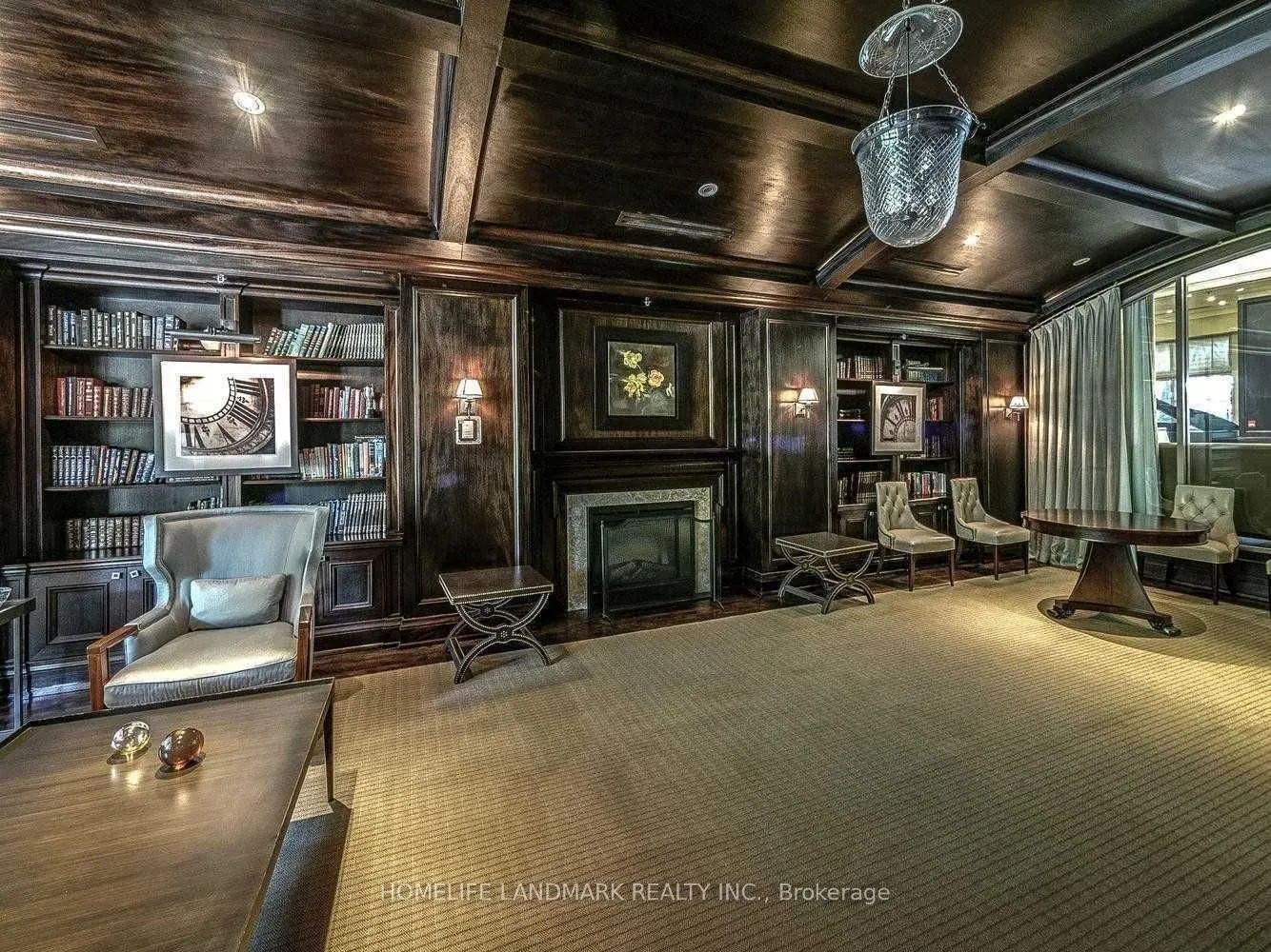 20 Burkebrook Place, #221