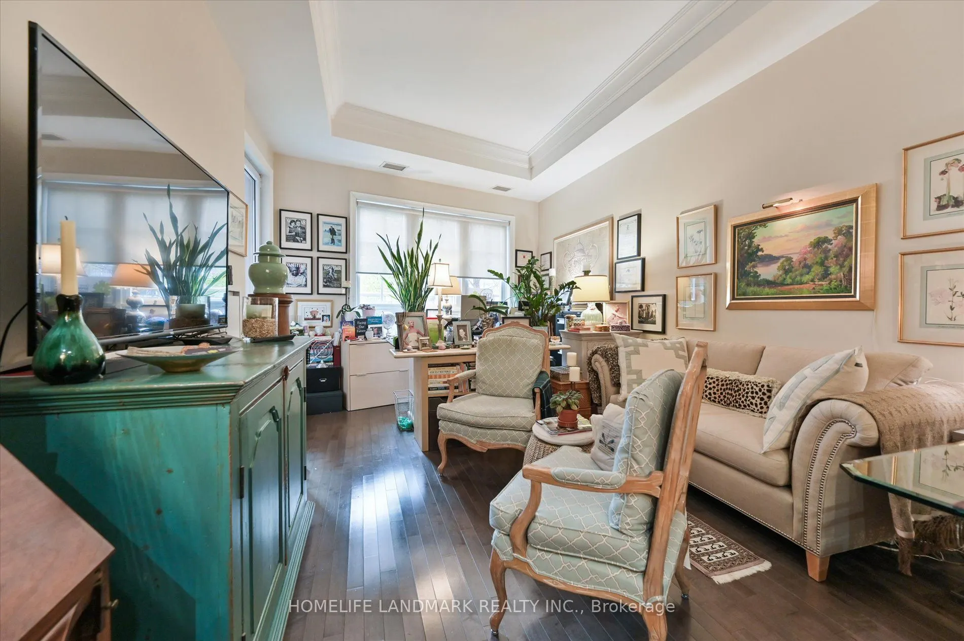 20 Burkebrook Place, #221