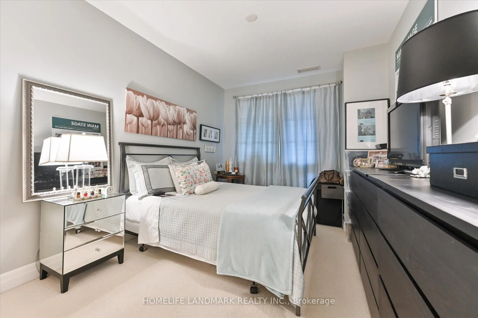 20 Burkebrook Place, #221