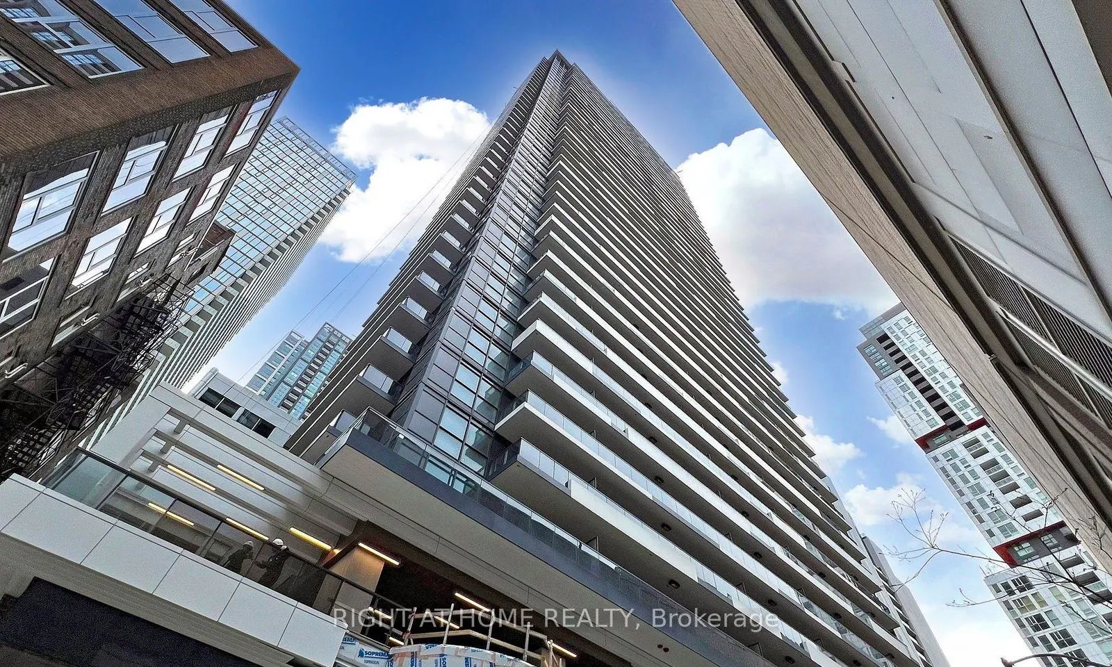 38 Widmer Street, #603