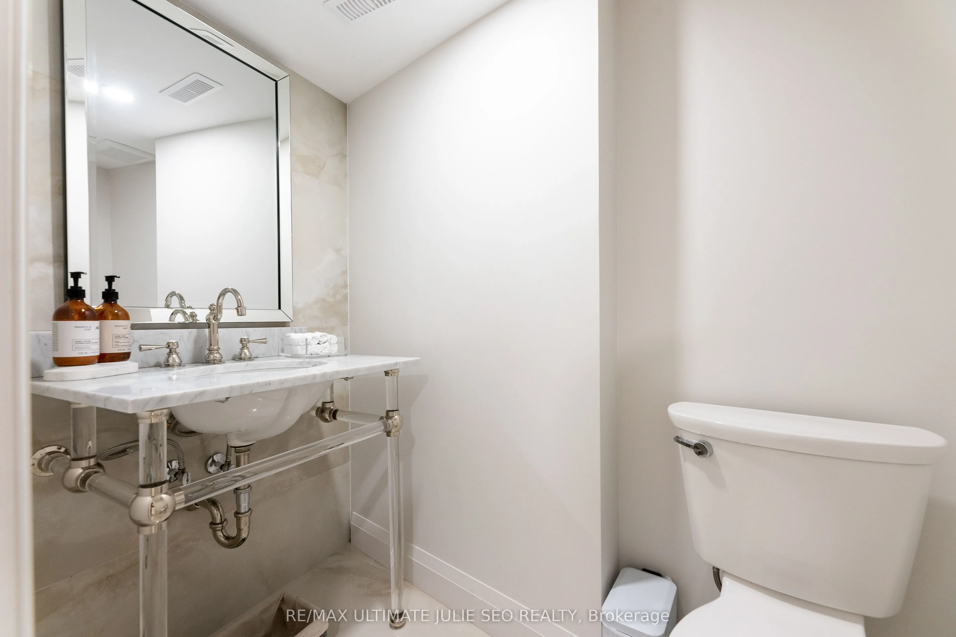 3449 Yonge Street
