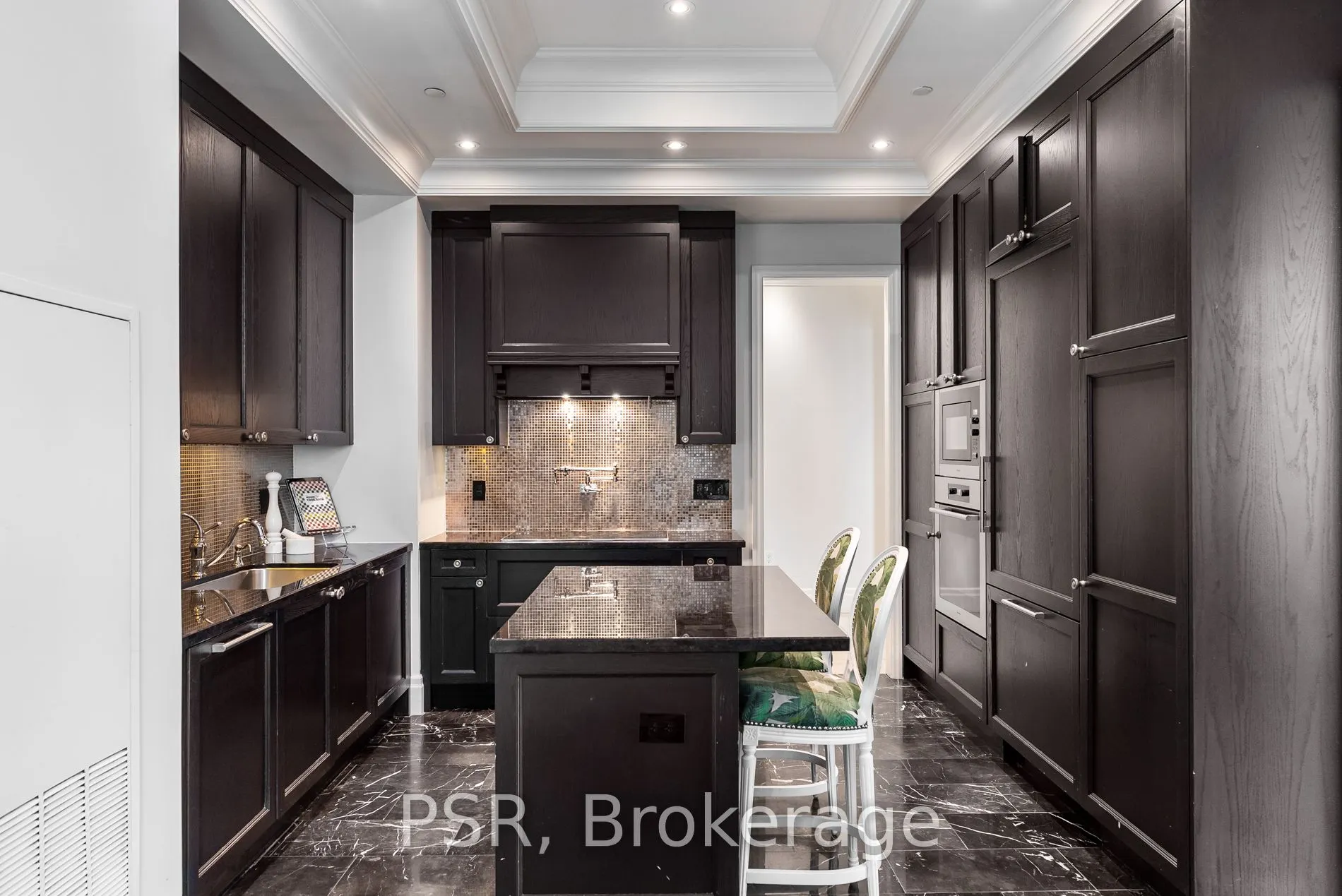 311 Bay Street, #3901