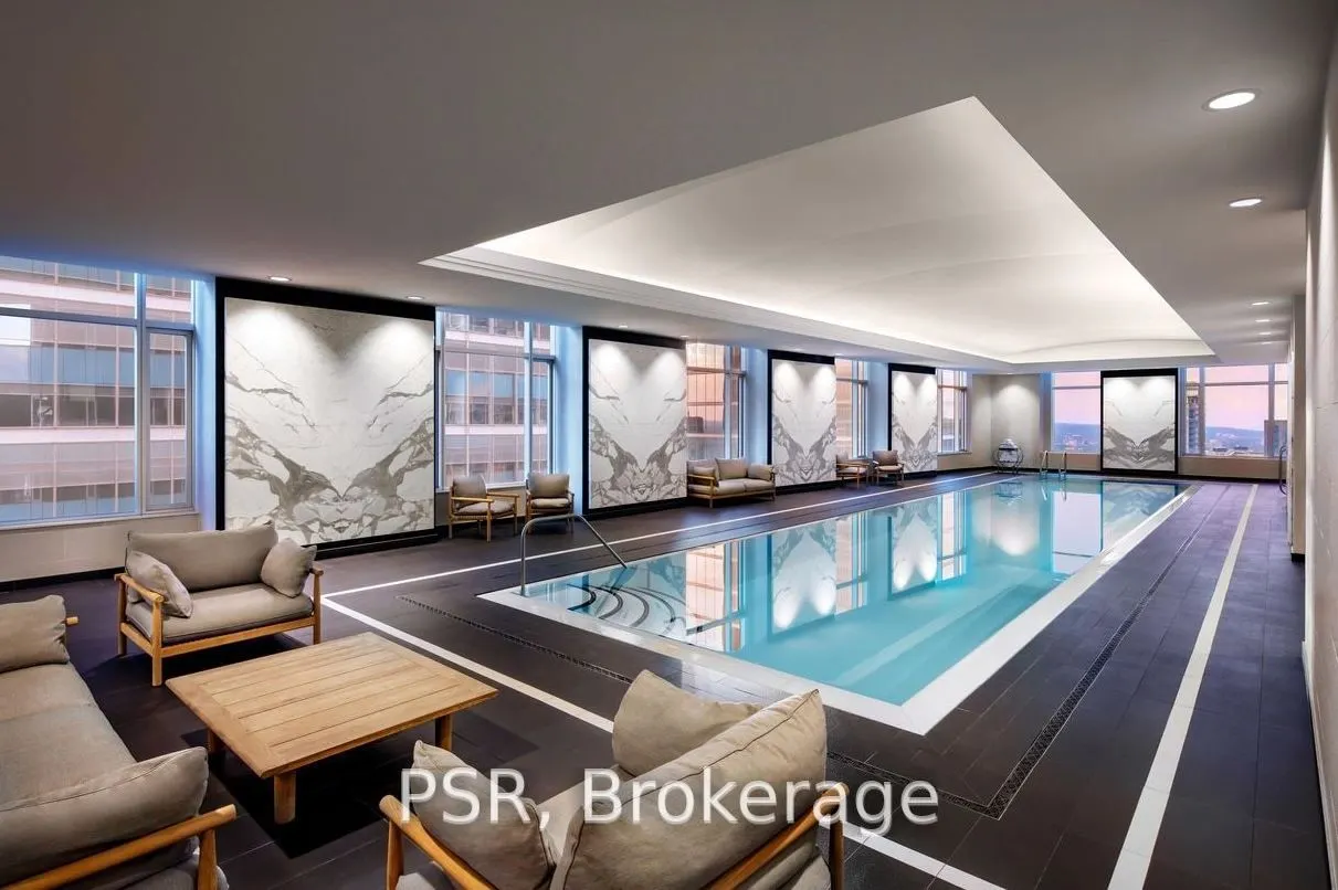 311 Bay Street, #3901