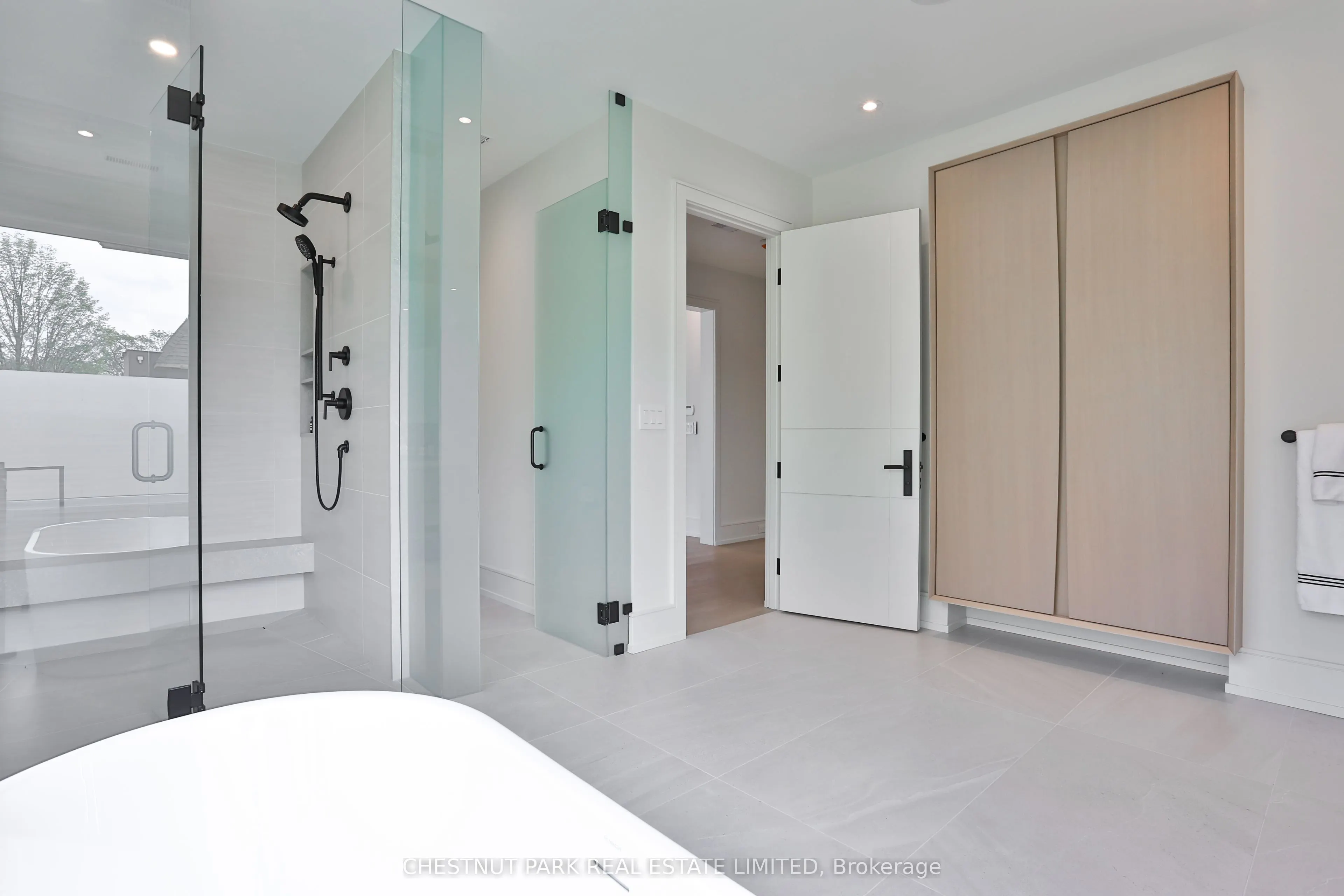 2 Marchwood Drive