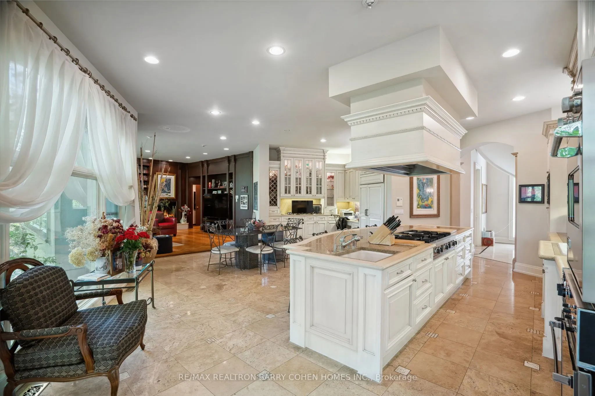 340 Riverview Drive