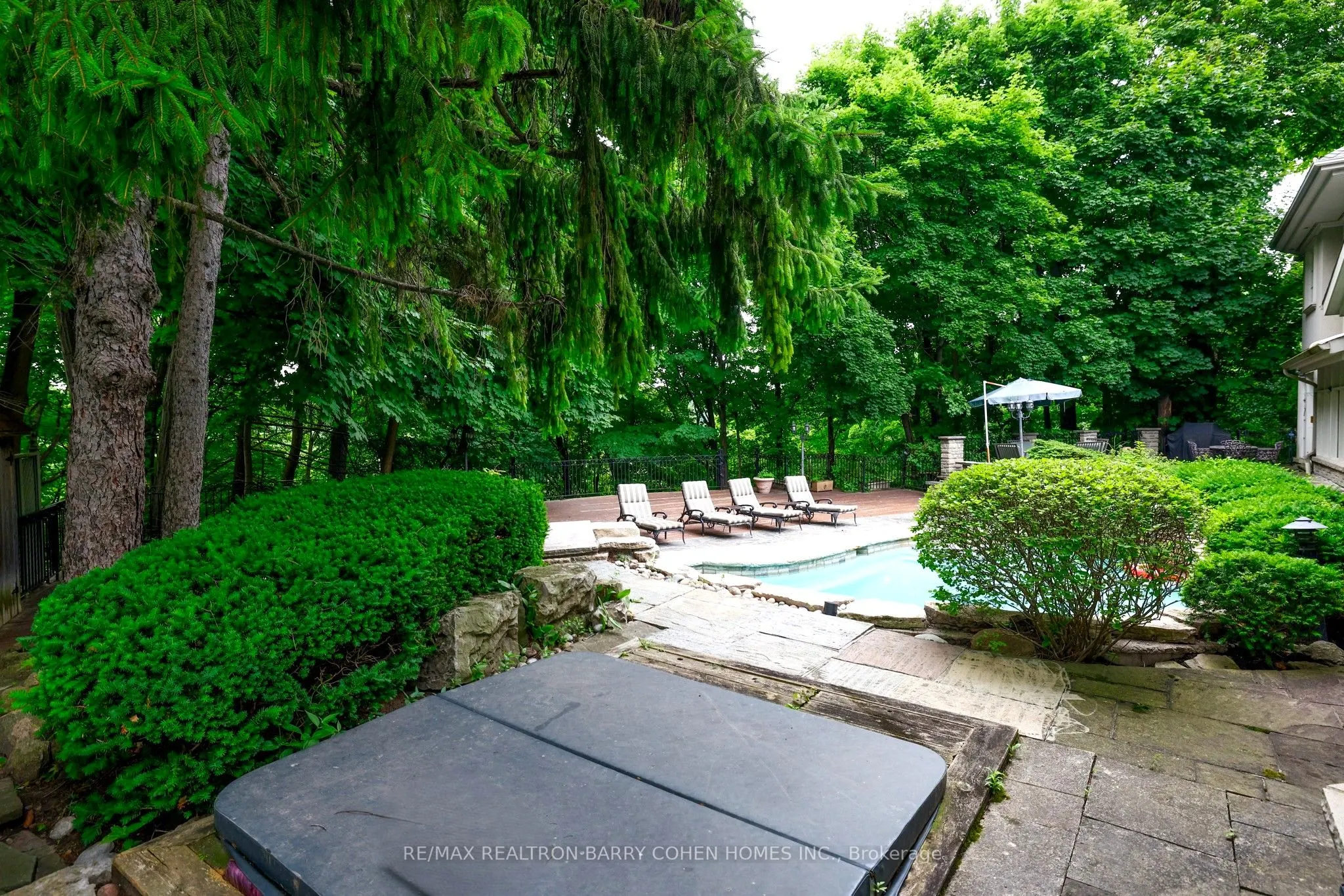 340 Riverview Drive