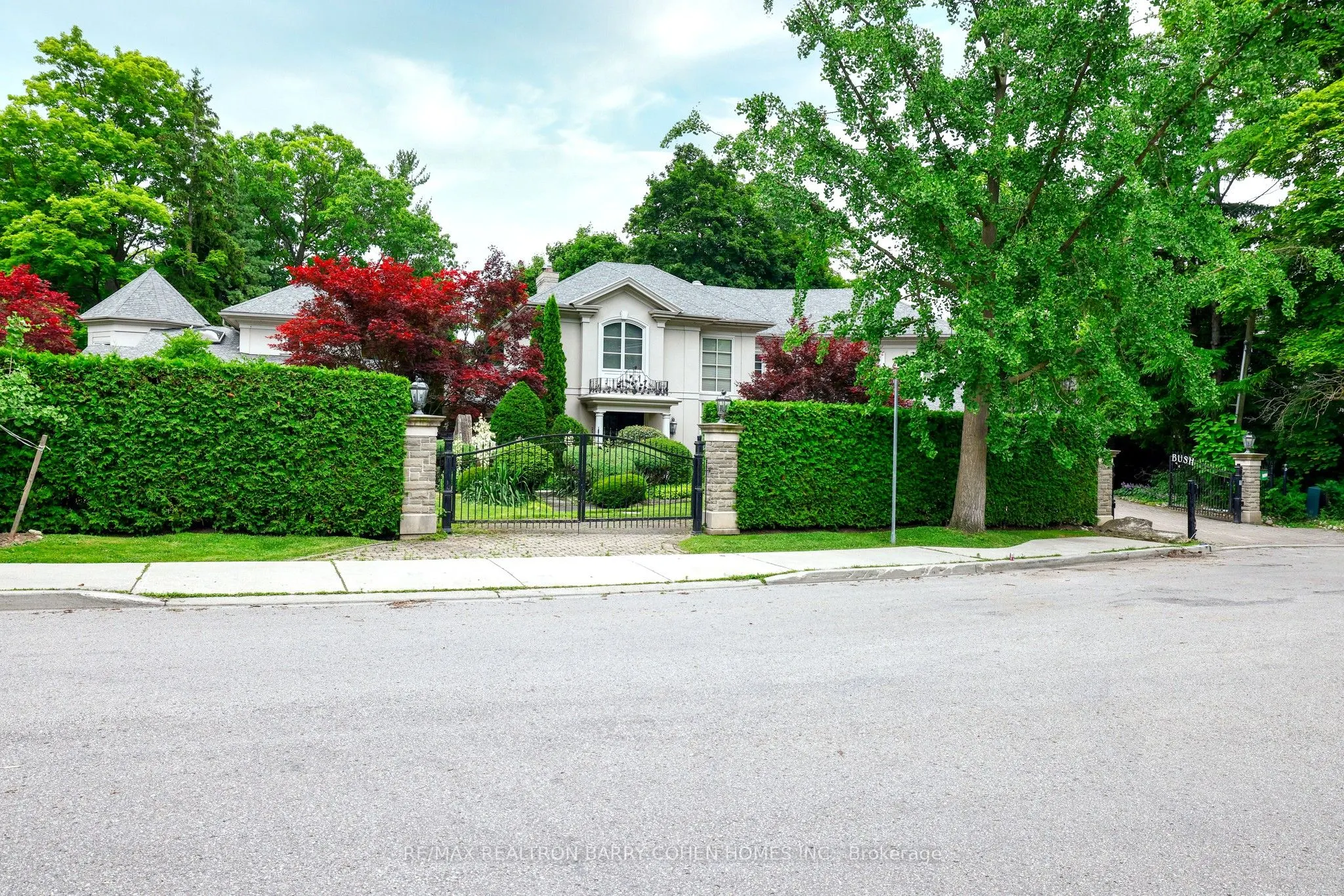 340 Riverview Drive