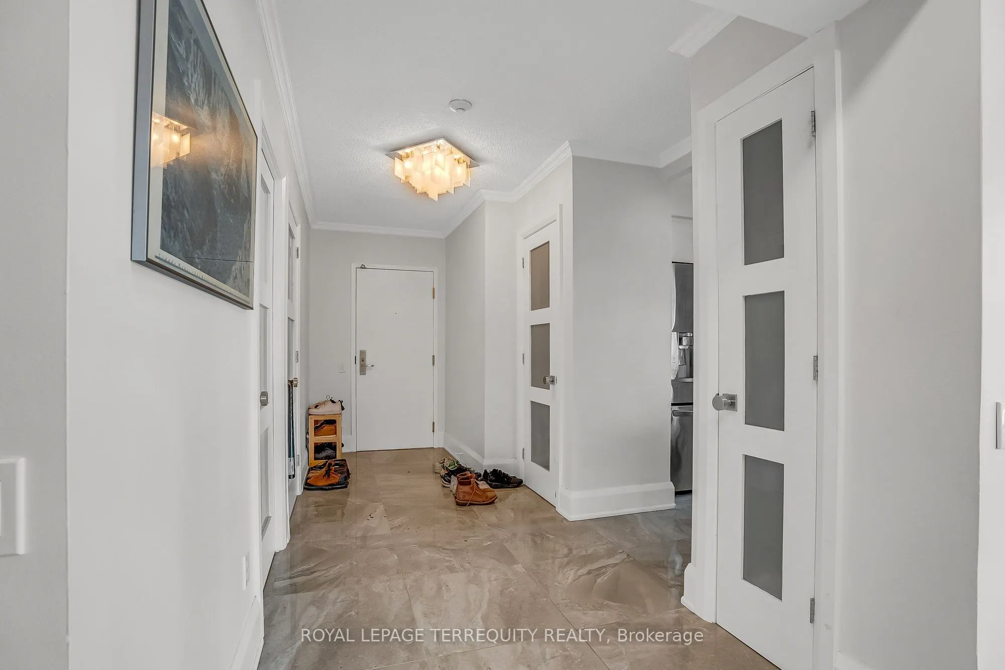 71 Simcoe Street, #2103