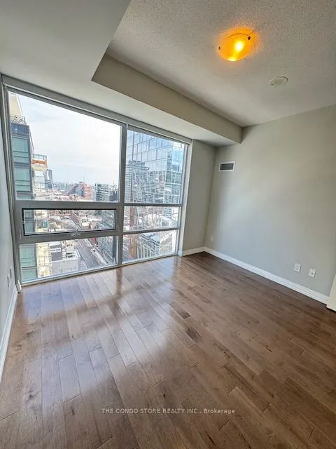 460 Adelaide Street E, #1911