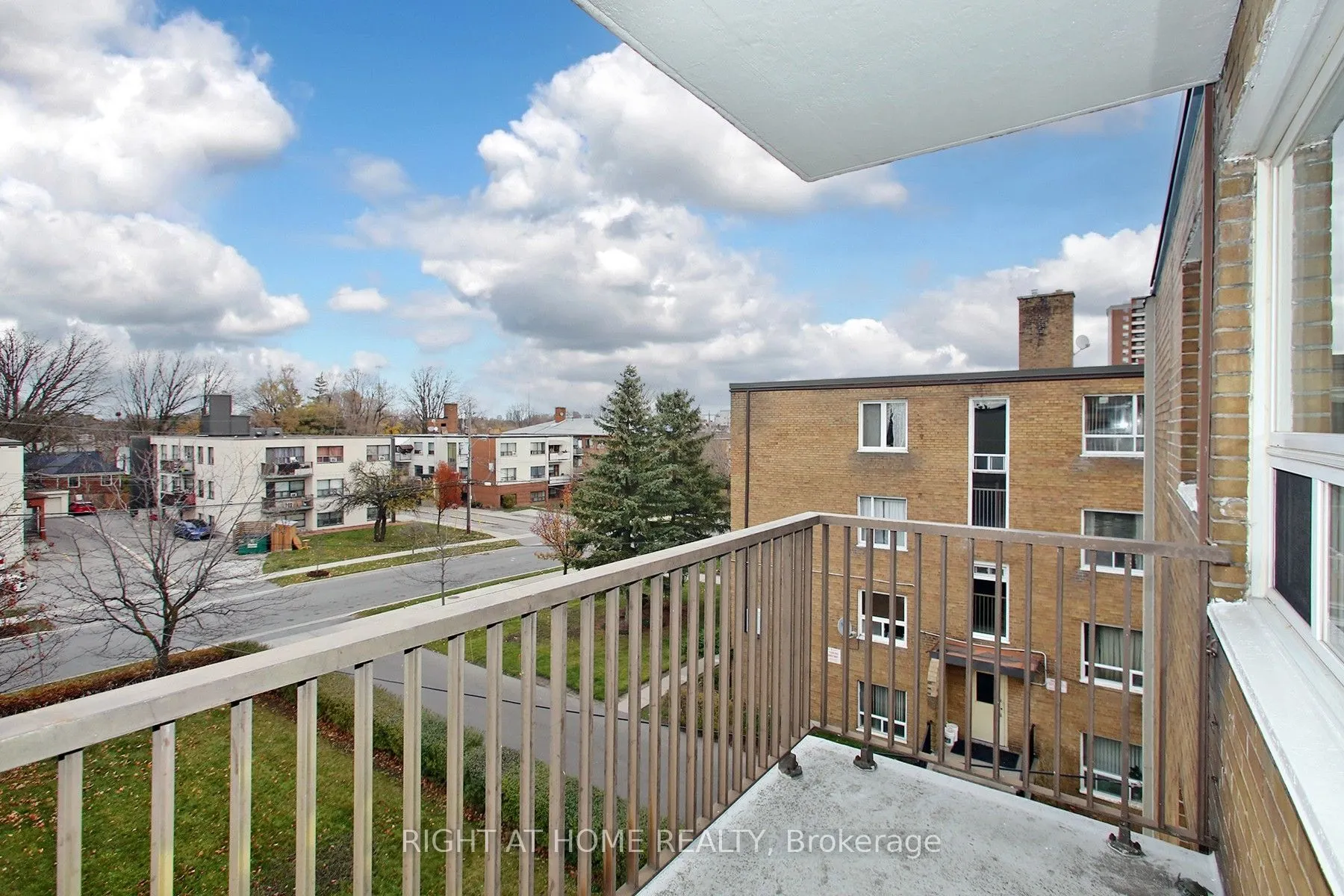 59 Neptune Drive, #301