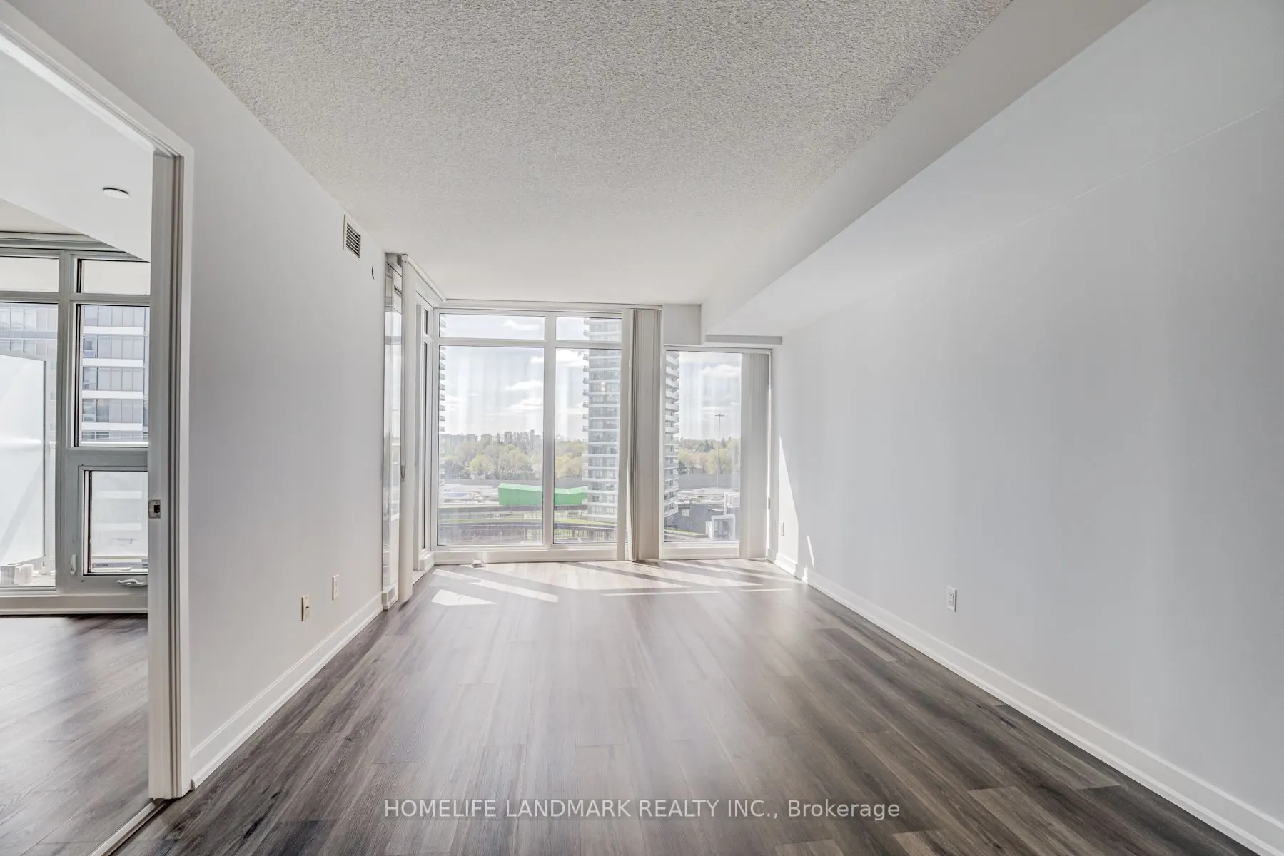 72 Esther Shiner Boulevard, #1003