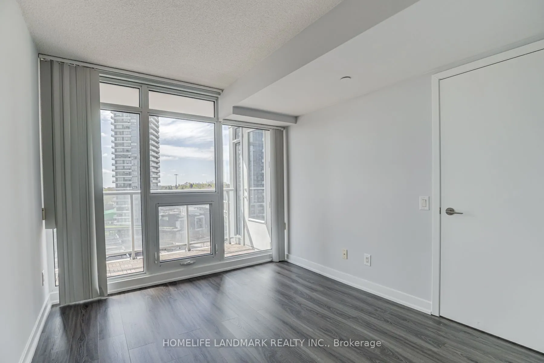 72 Esther Shiner Boulevard, #1003
