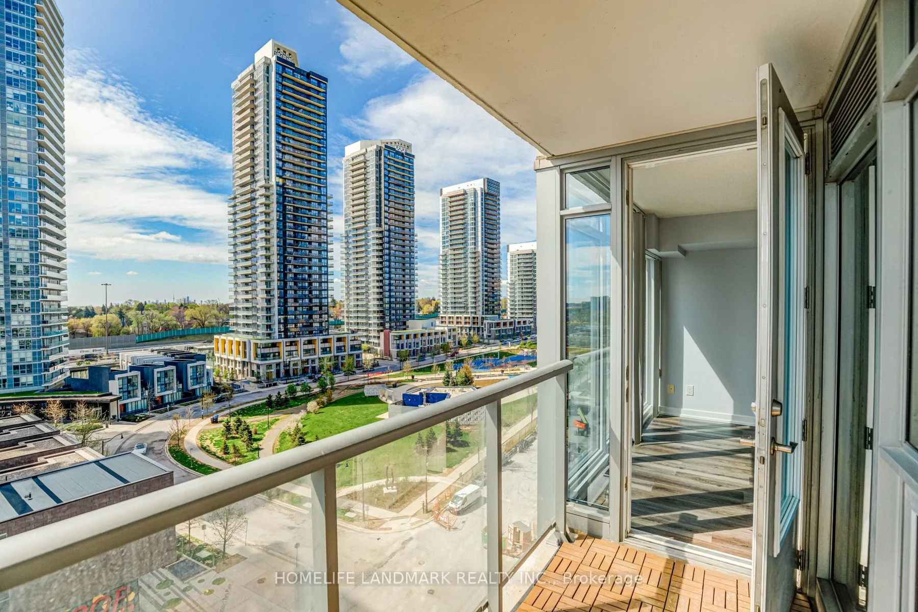 72 Esther Shiner Boulevard, #1003