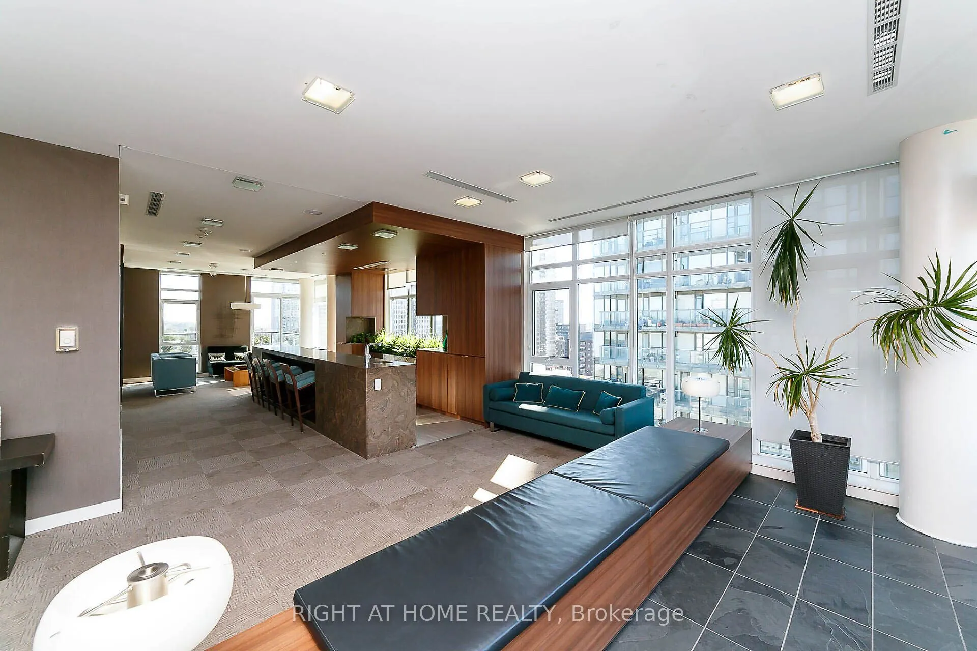 260 Sackville Street, #201