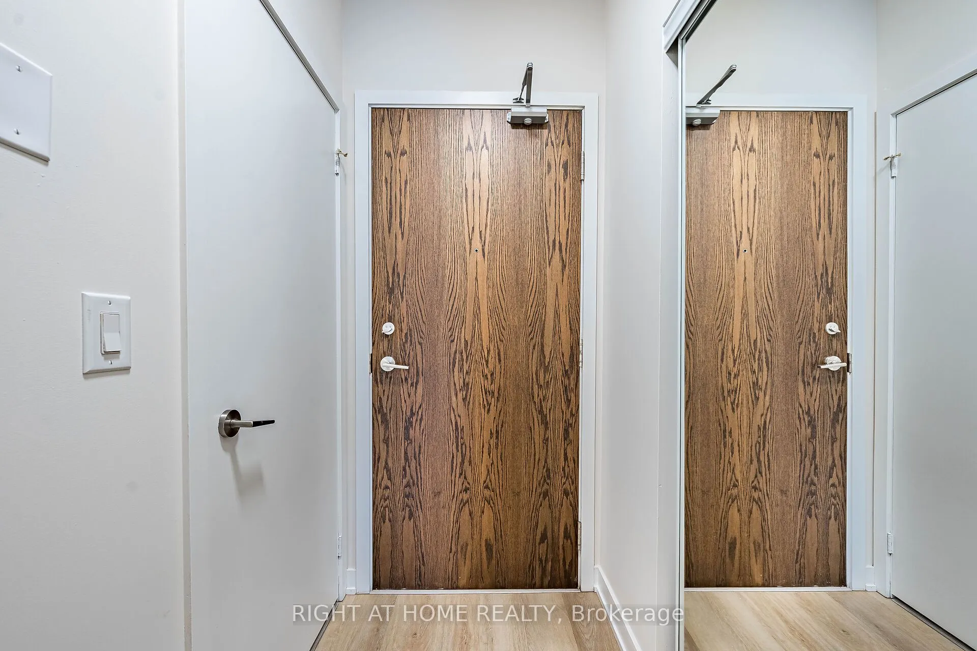 260 Sackville Street, #201