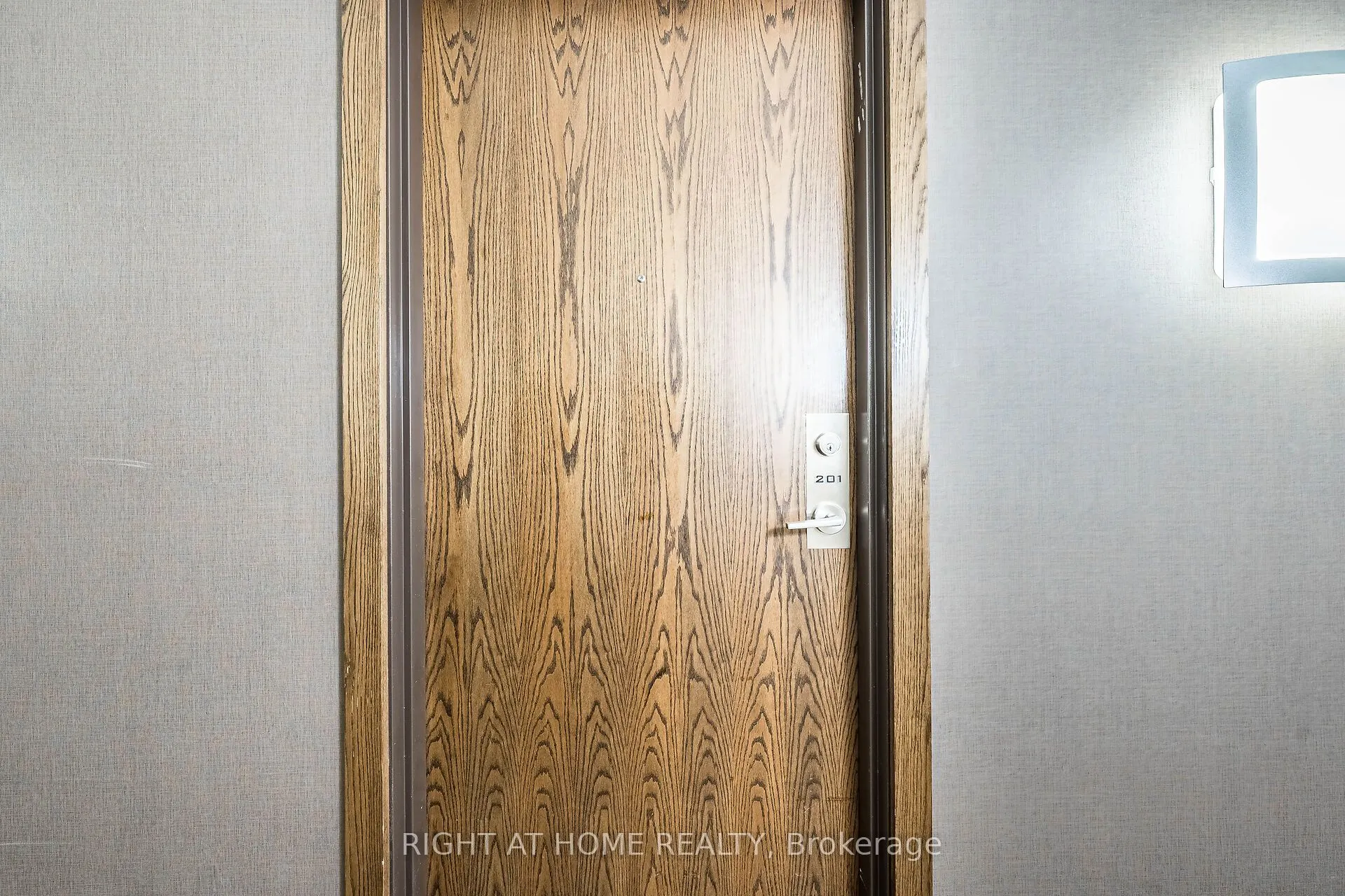 260 Sackville Street, #201