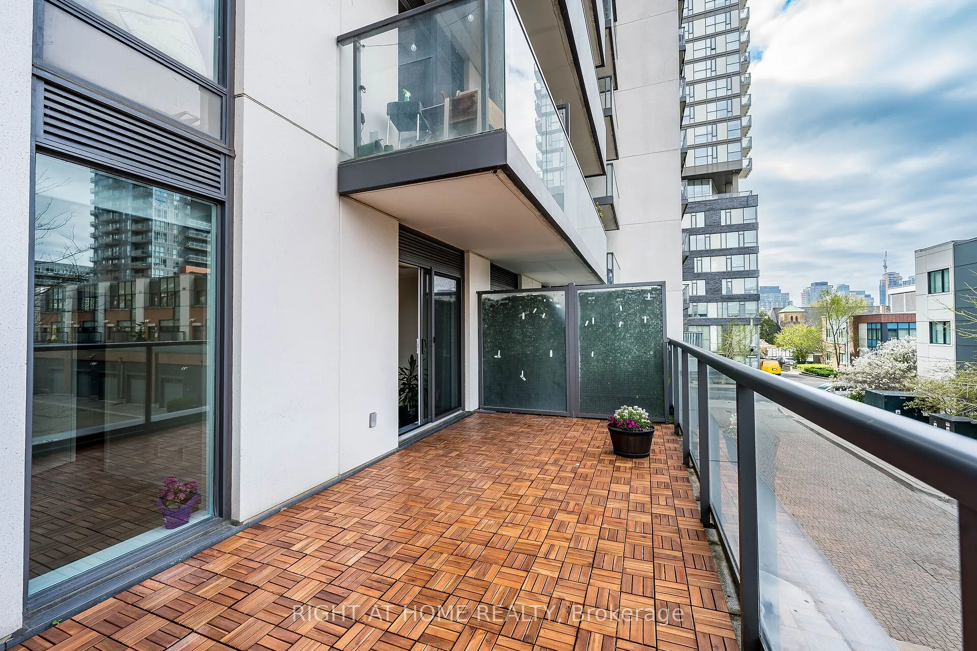 260 Sackville Street, #201
