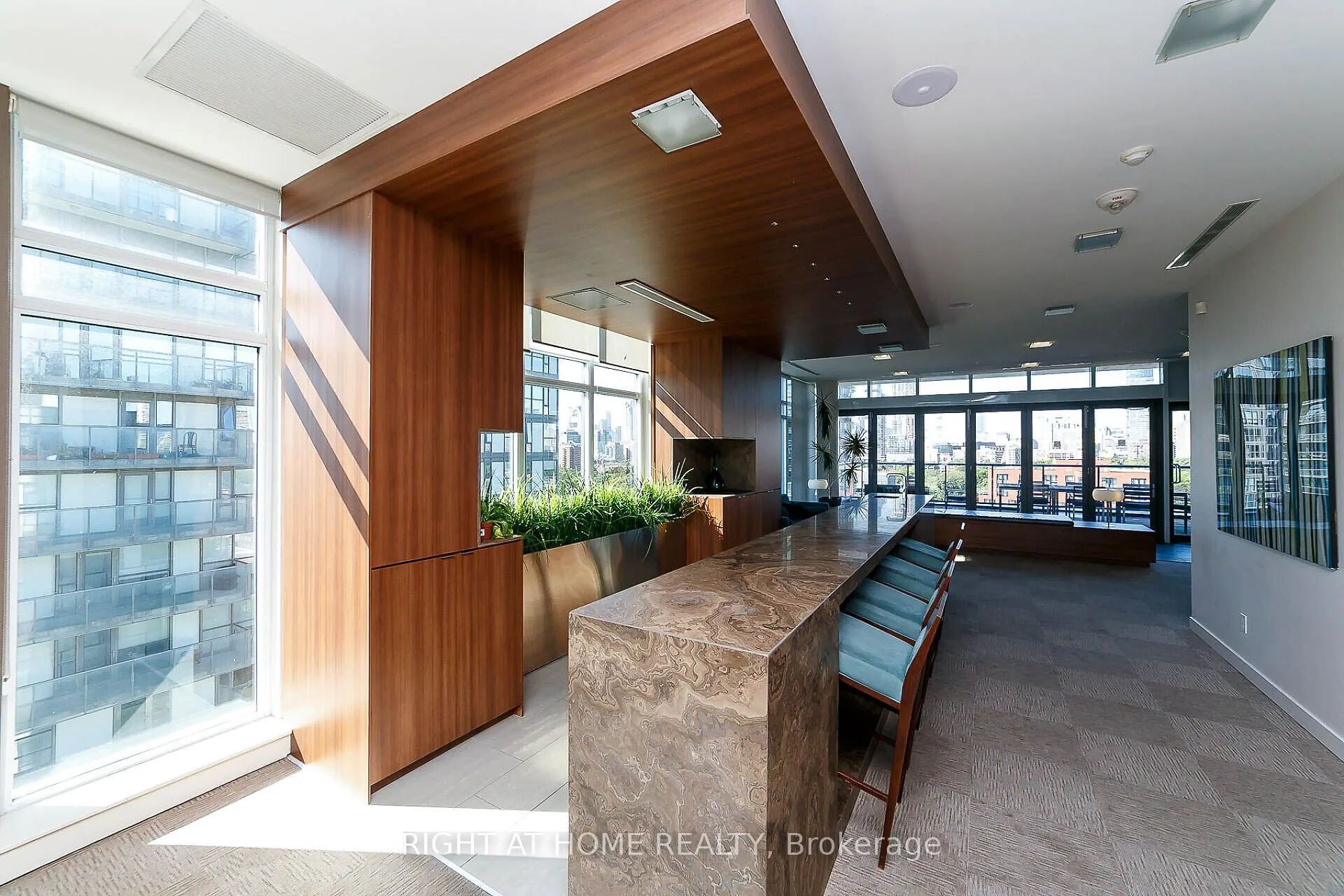 260 Sackville Street, #201
