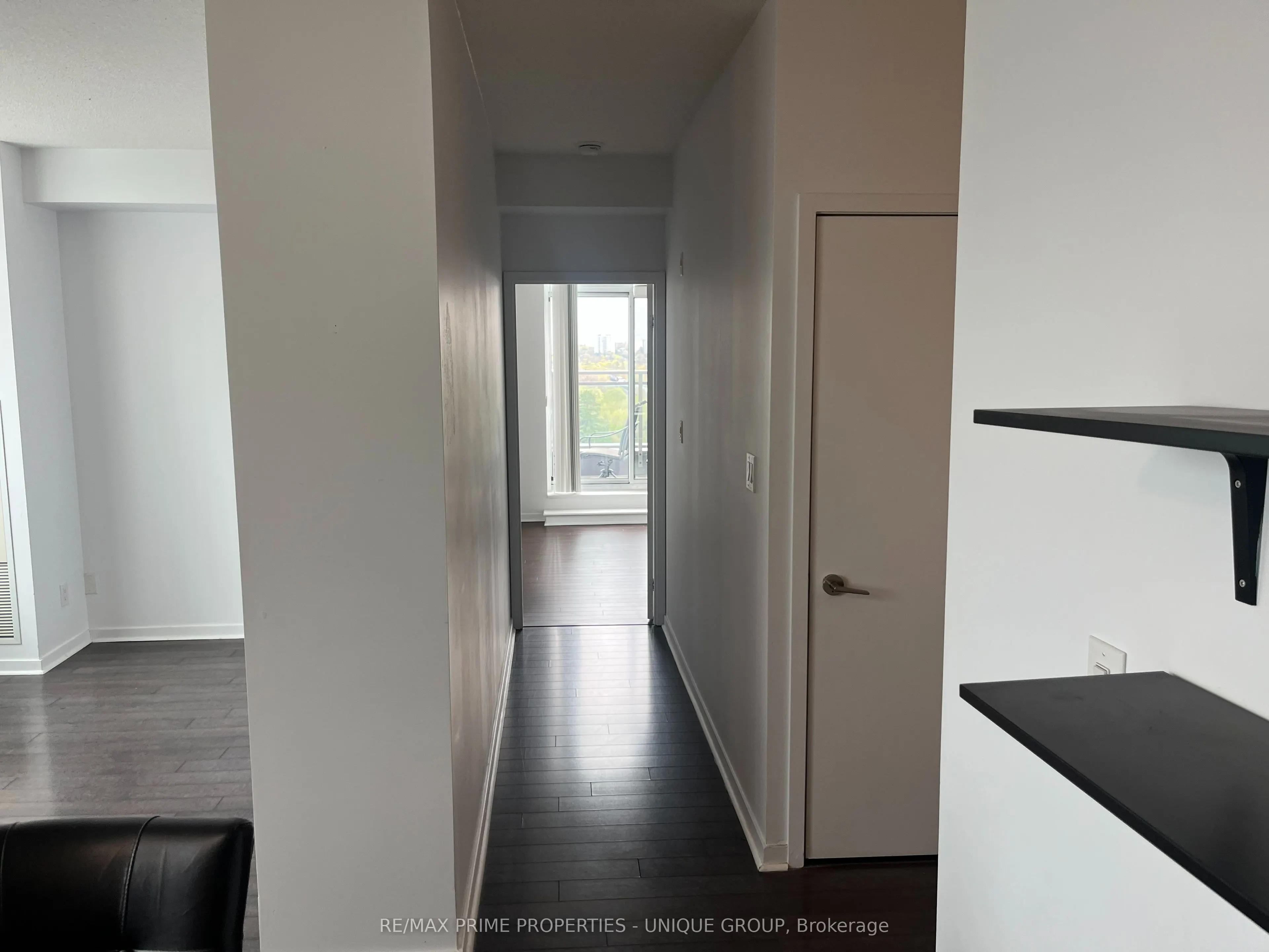 120 Dallimore Circle, #907