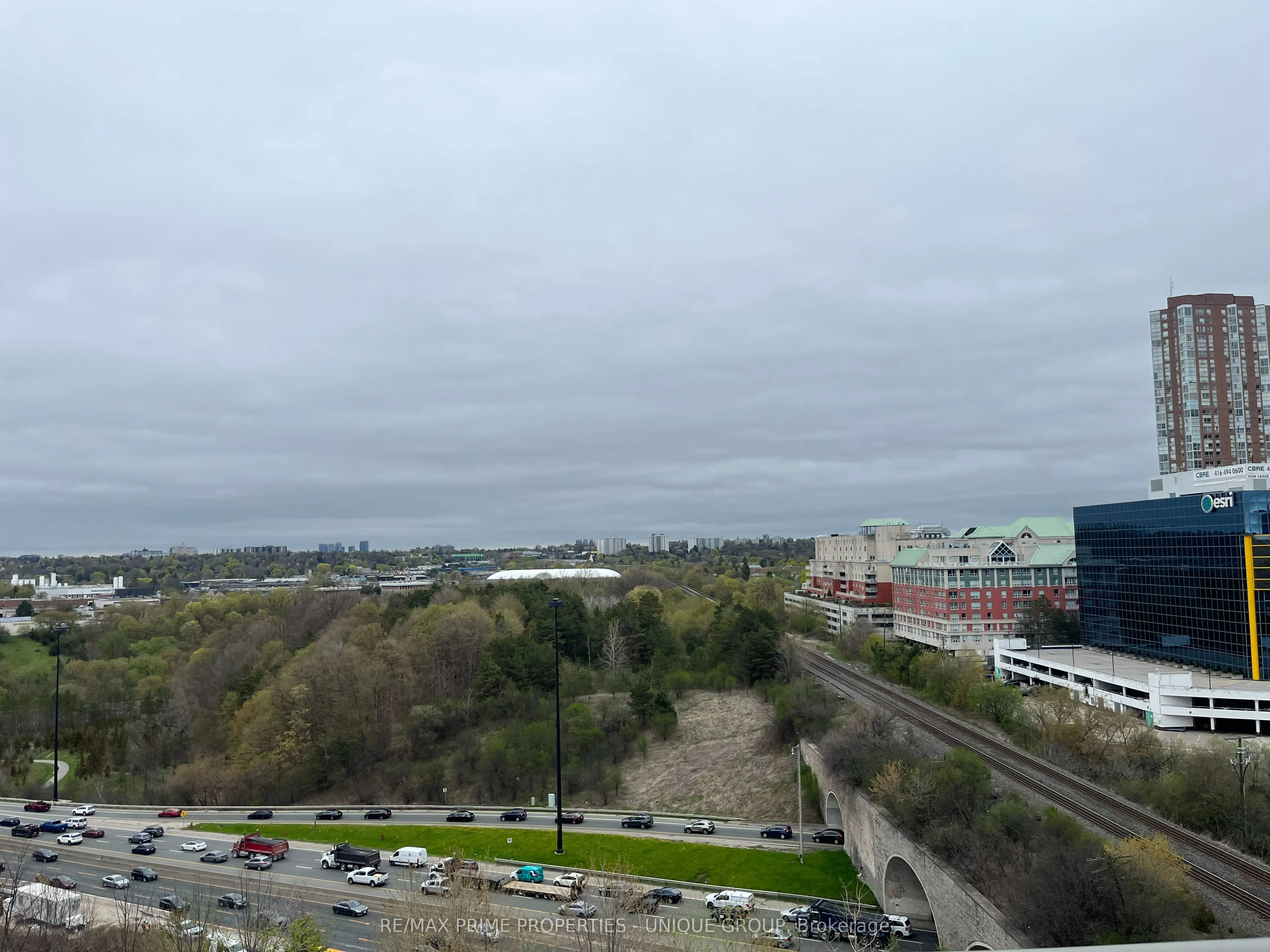 120 Dallimore Circle, #907
