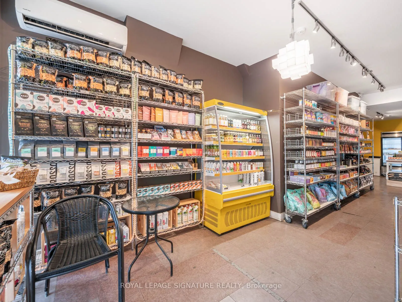 725 Dovercourt Road