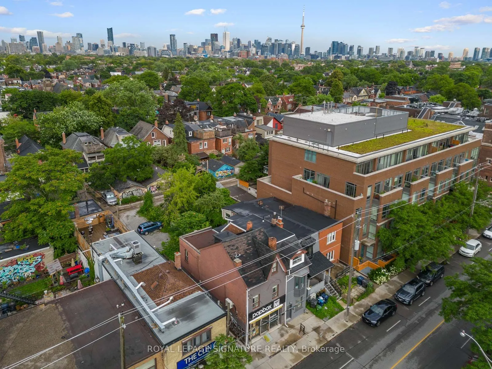 725 Dovercourt Road