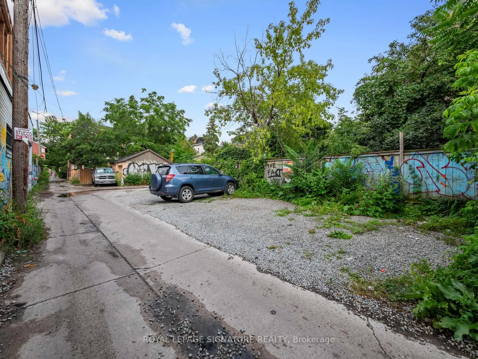 725 Dovercourt Road